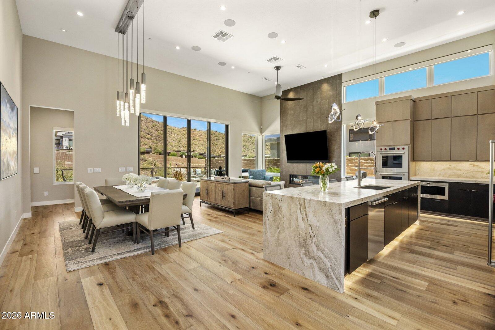 ADERO CANYON PARCEL 5 REPLAT - Residential