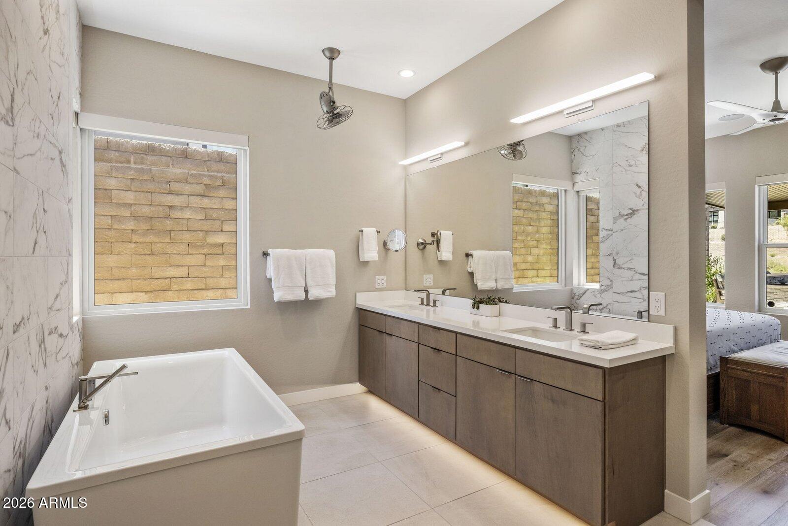ADERO CANYON PARCEL 5 REPLAT - Residential