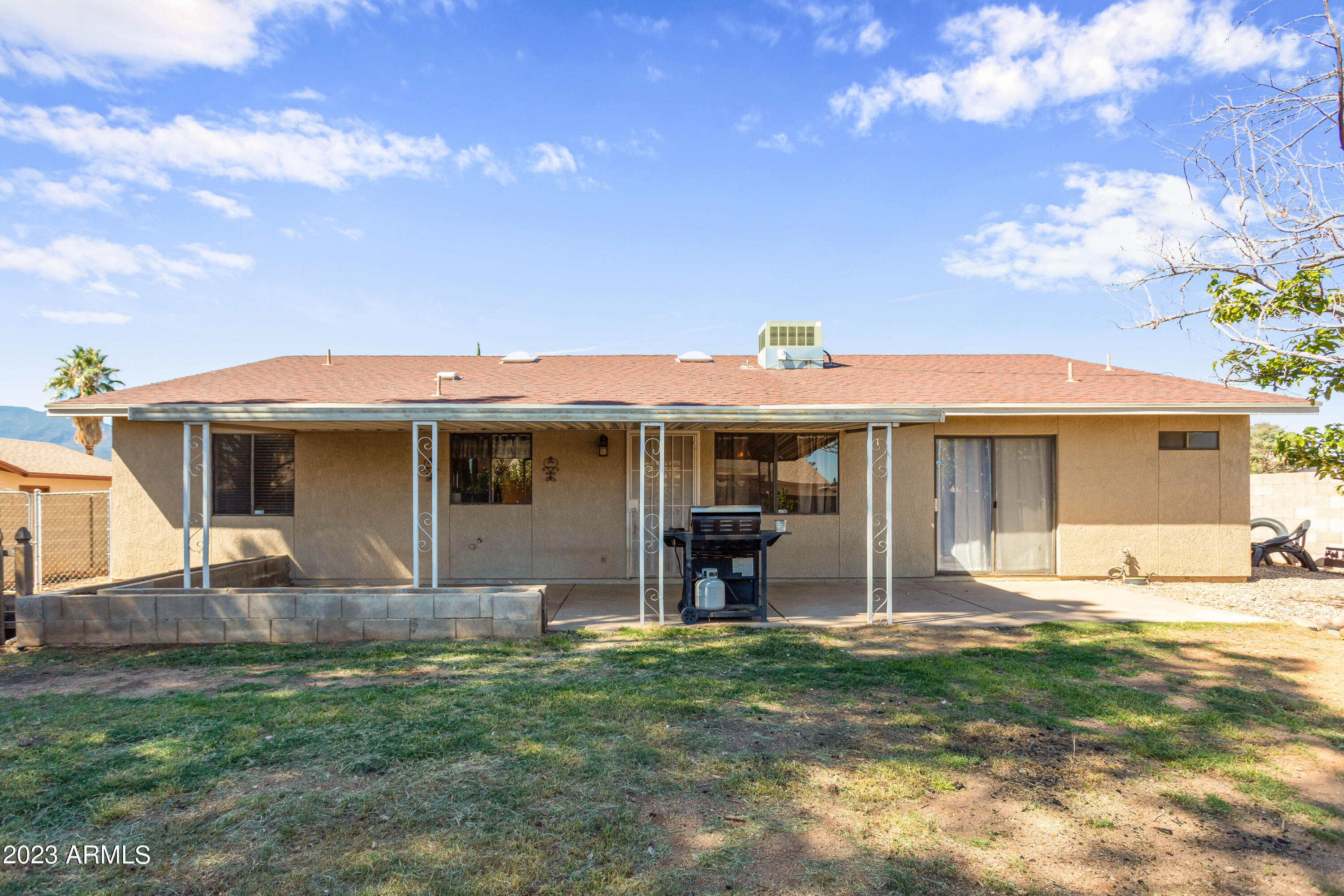 SUMMIT MEADOWS - Residential