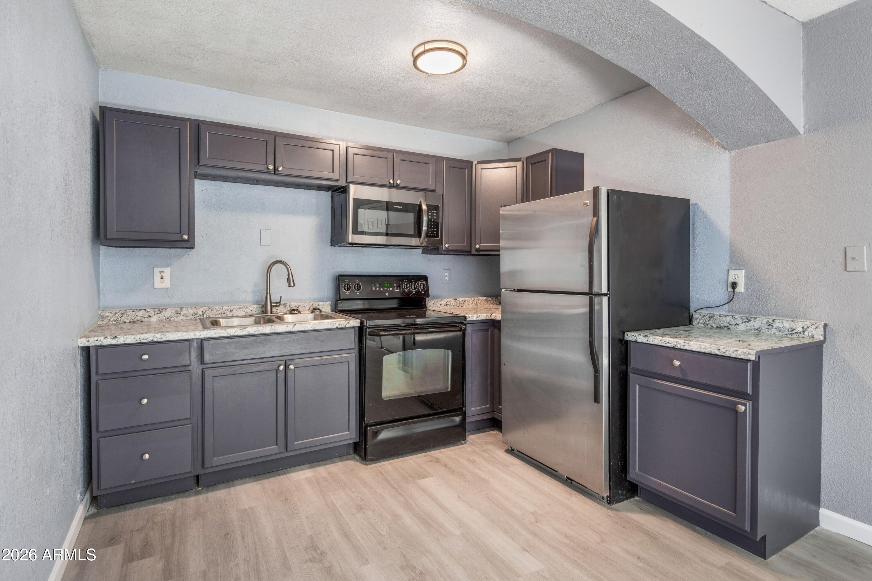 RAINBOW VISTA - Residential Income
