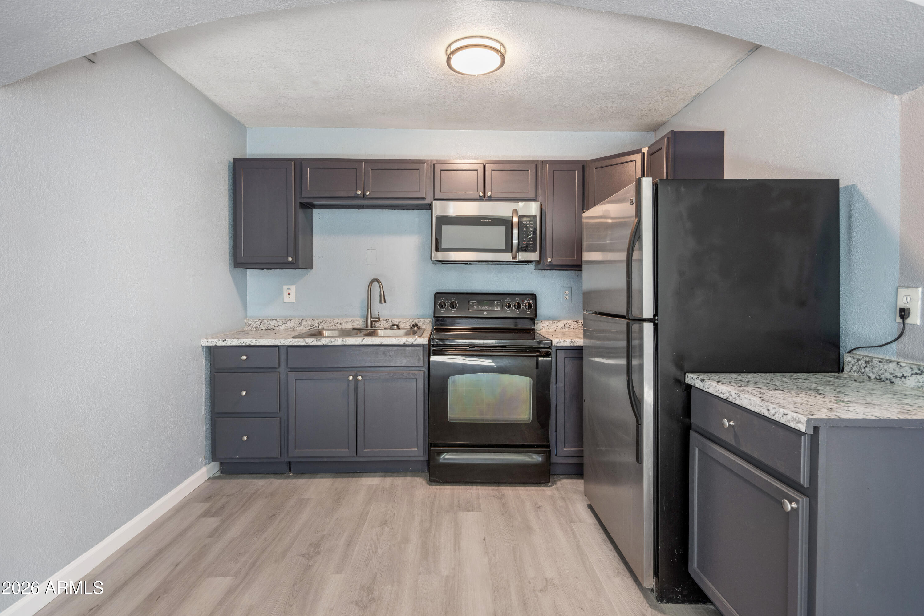 RAINBOW VISTA - Residential Income