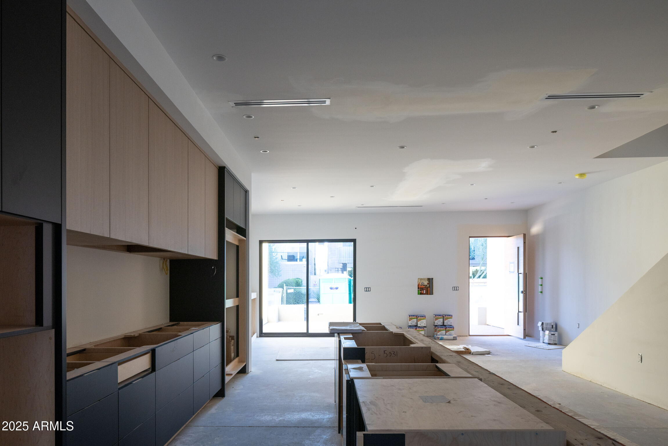 SCOTTSDALE RESIDENCE TOWNHOMES - Residential
