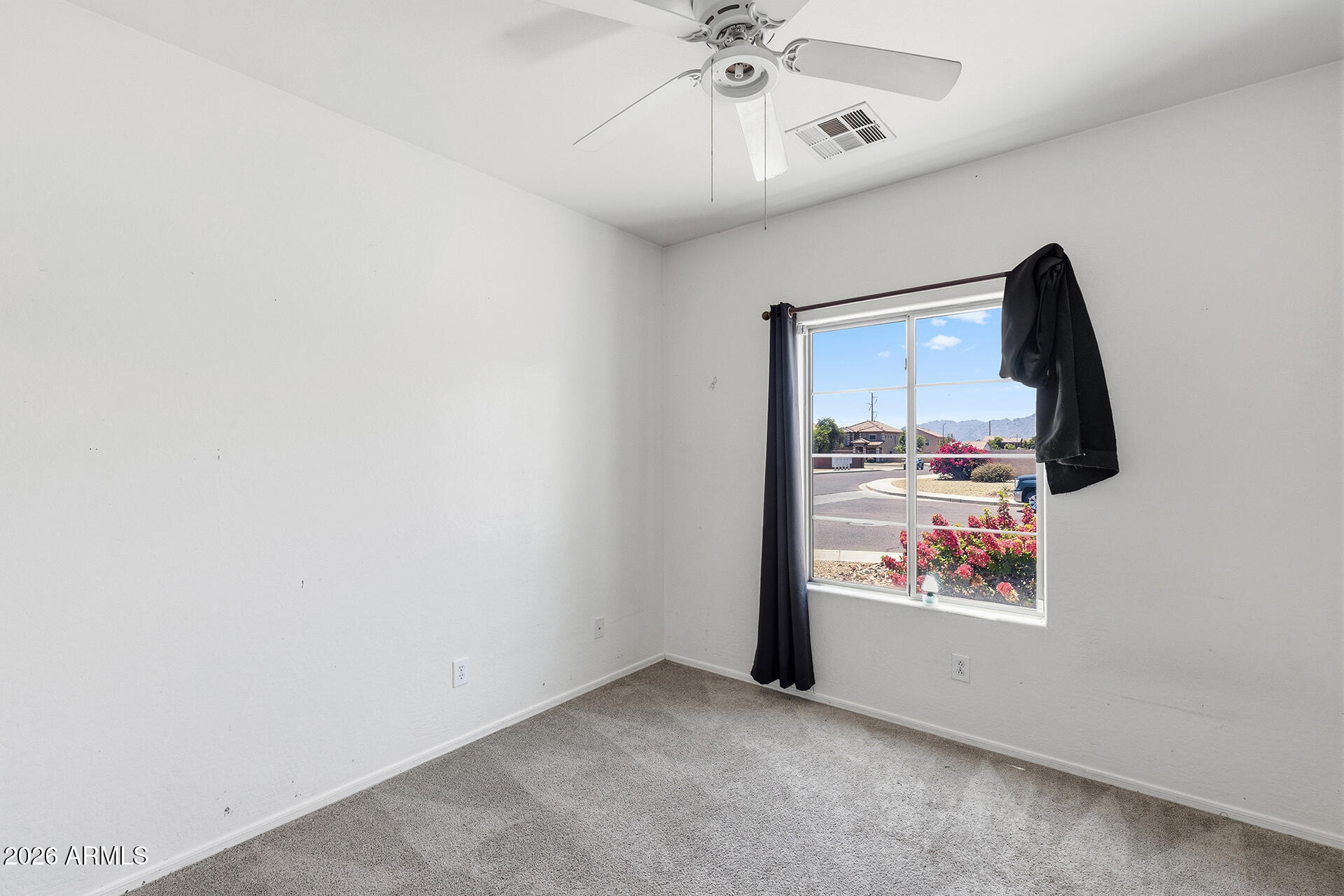 FARMINGTON GLEN - Residential