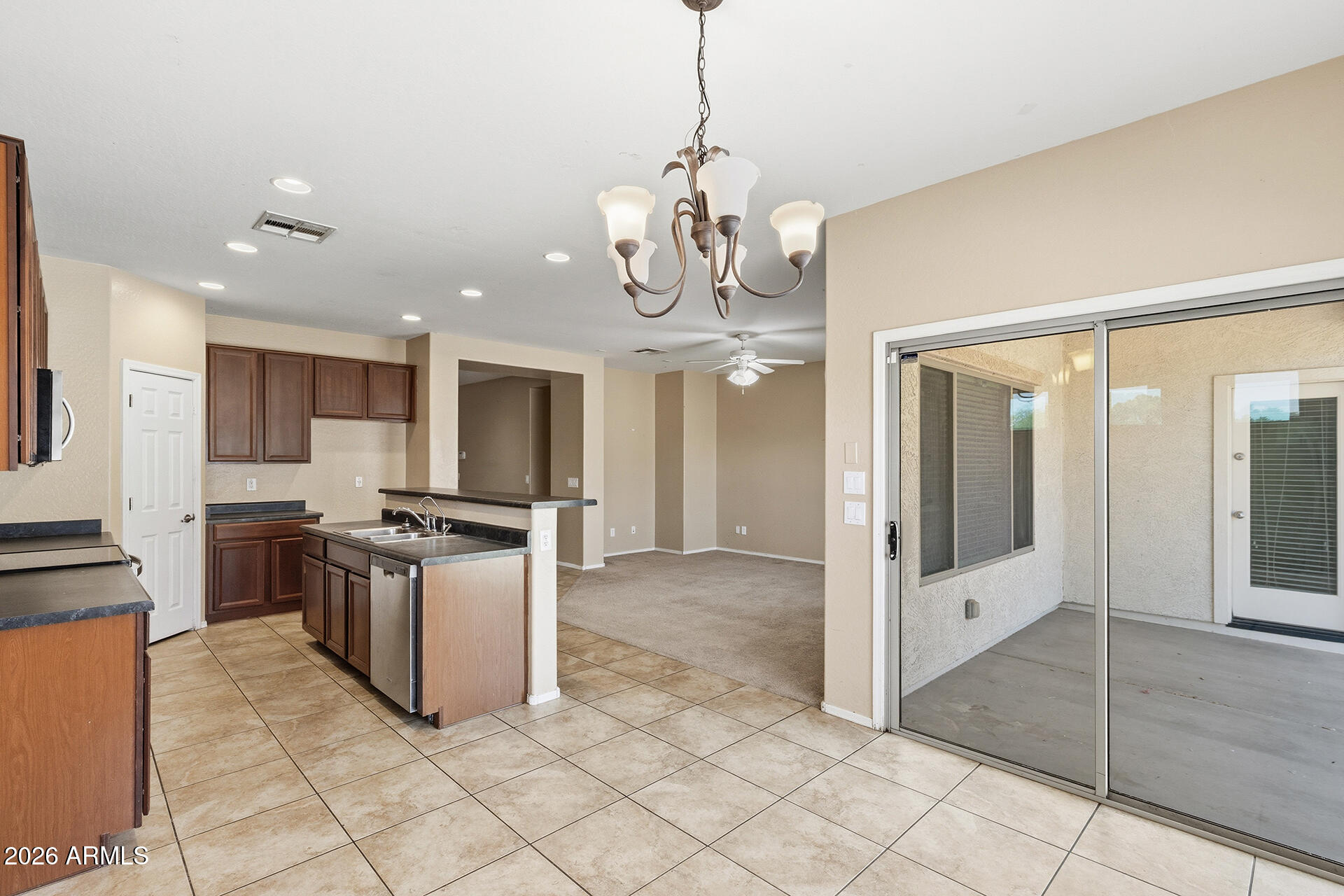 FARMINGTON GLEN - Residential