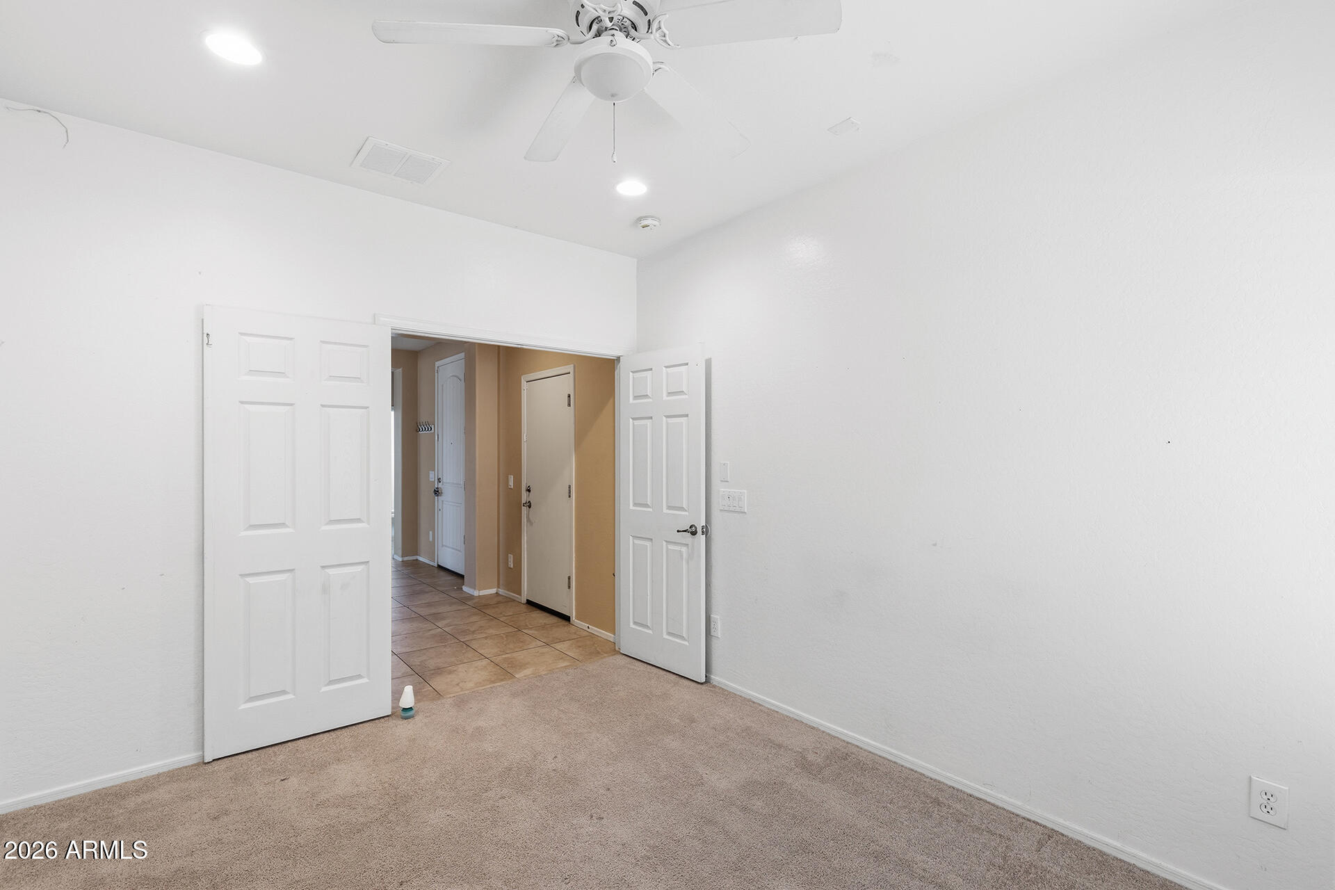 FARMINGTON GLEN - Residential