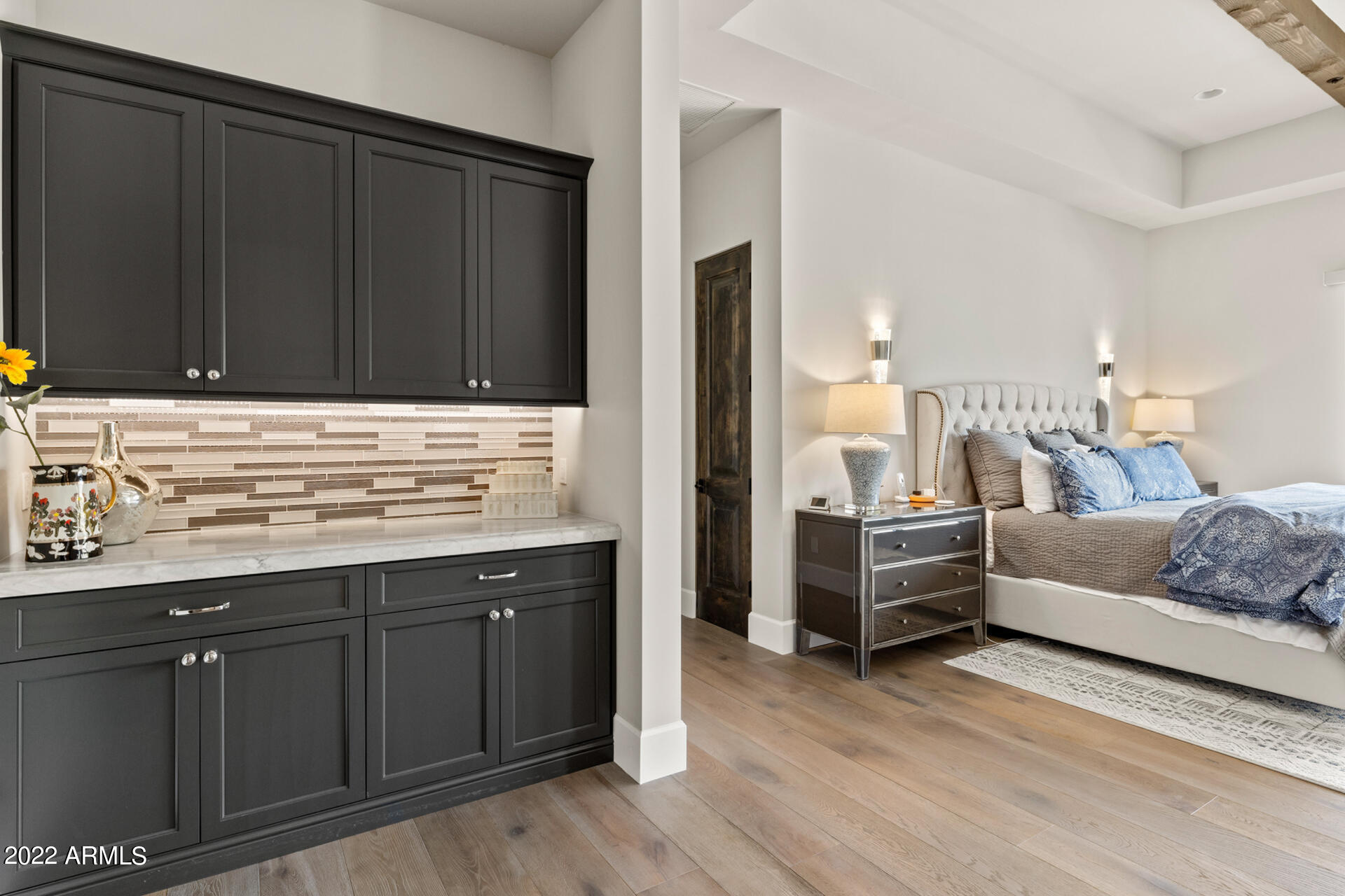 SIERRA HILLS - Residential