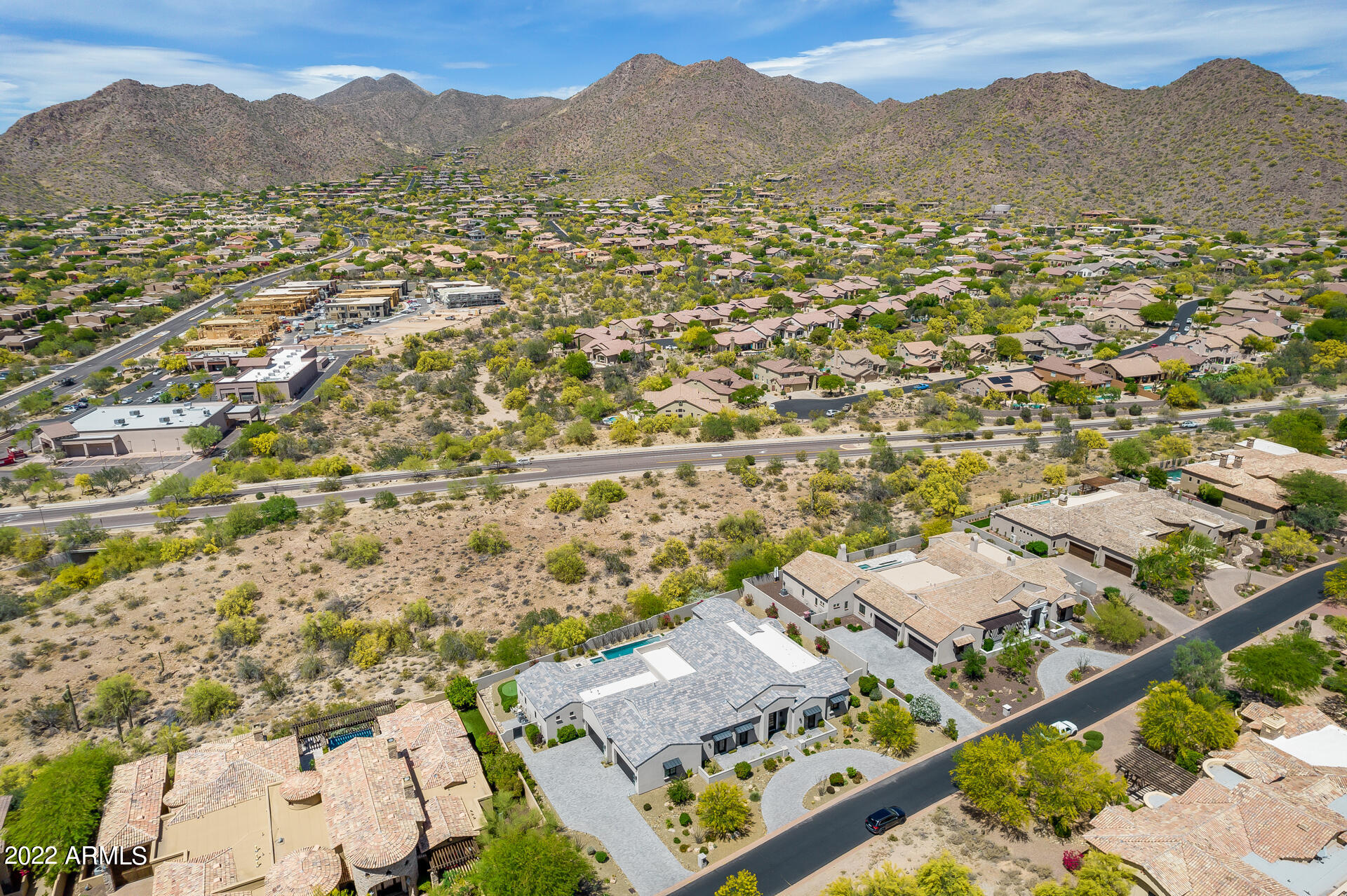 SIERRA HILLS - Residential