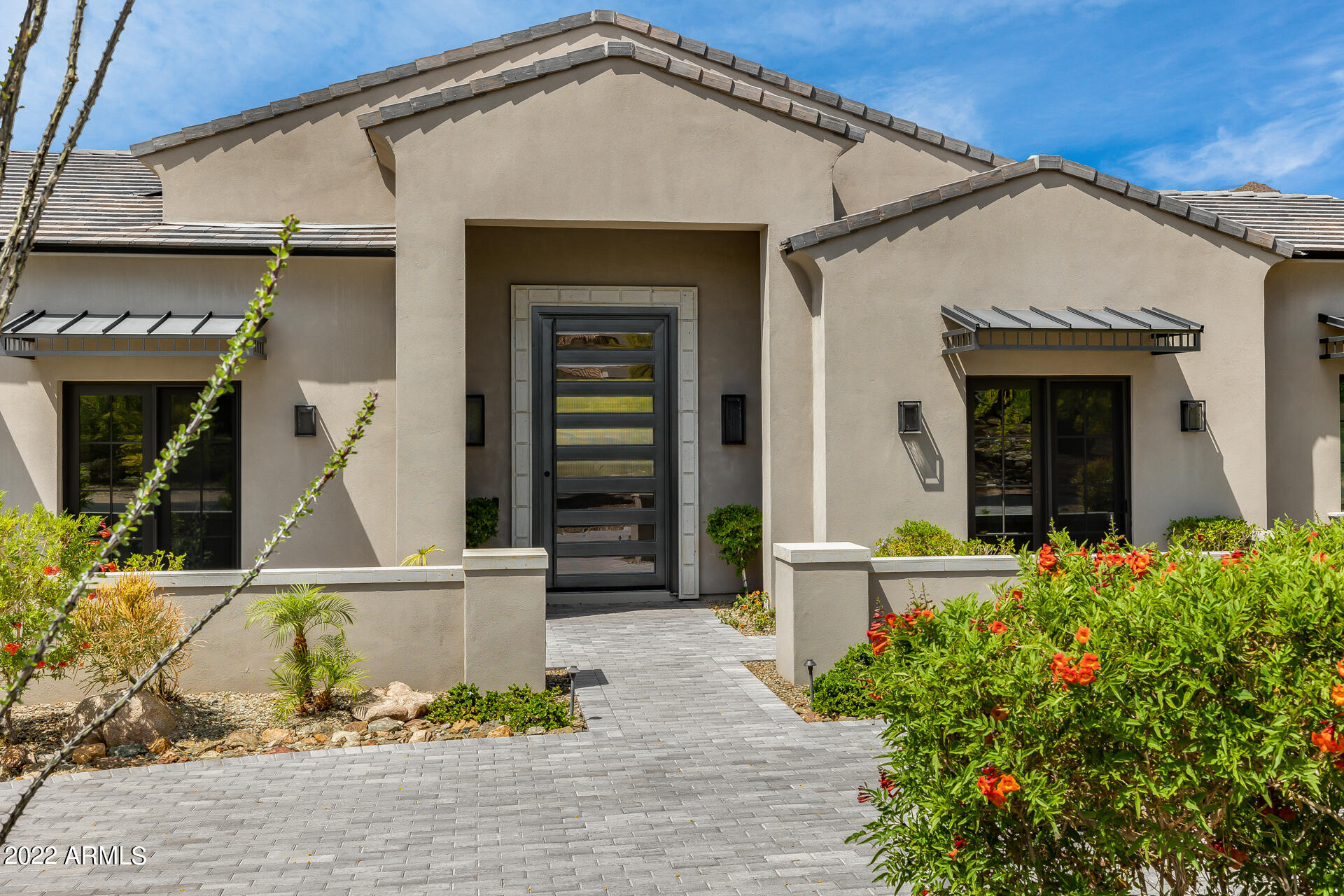 SIERRA HILLS - Residential