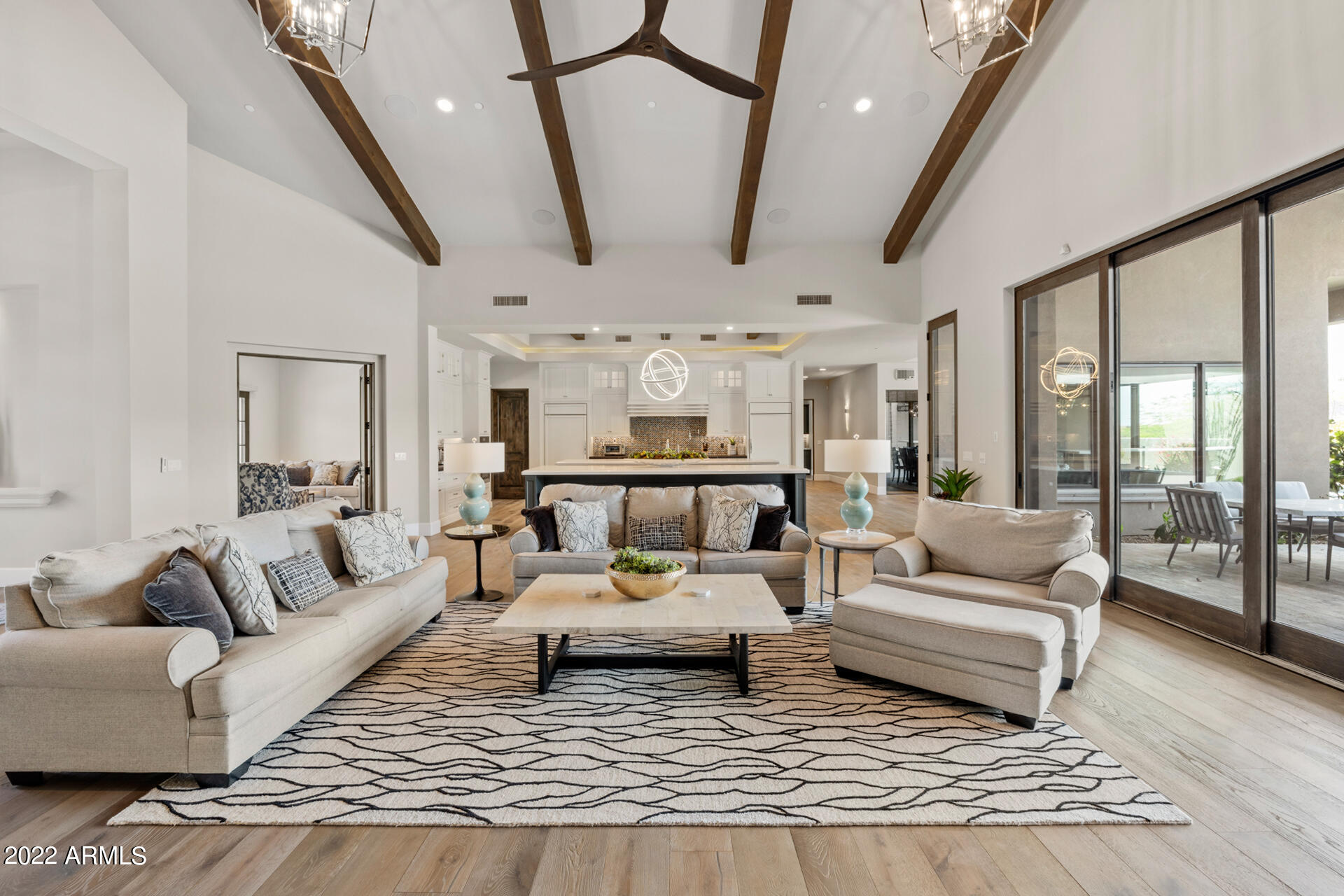 SIERRA HILLS - Residential