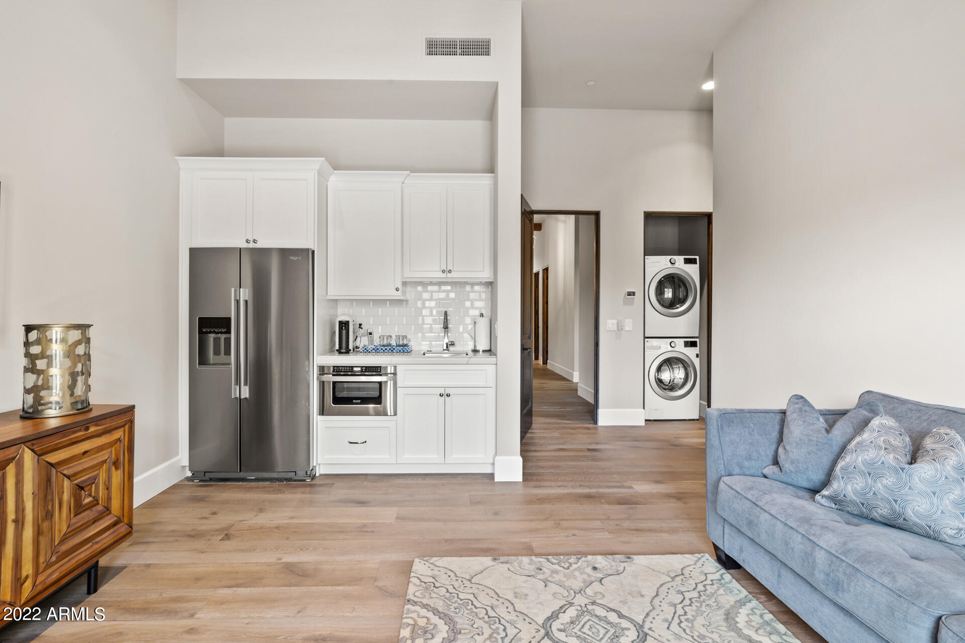 SIERRA HILLS - Residential
