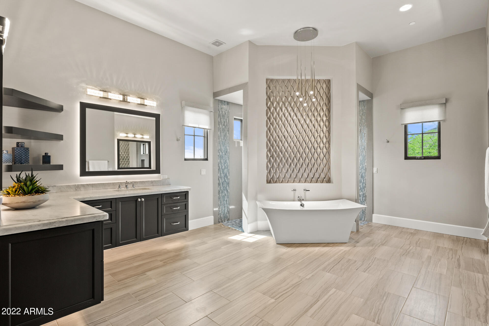 SIERRA HILLS - Residential