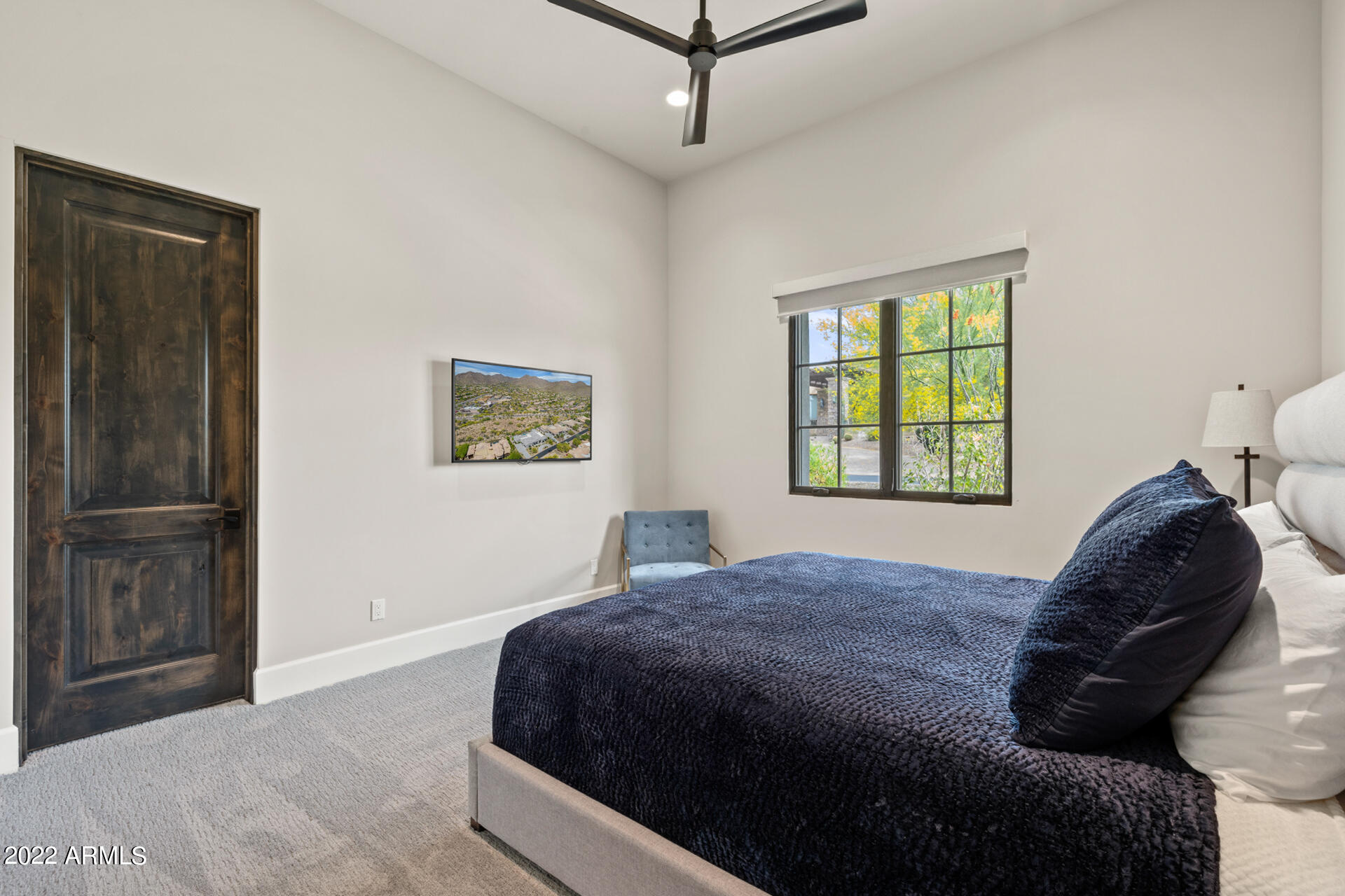 SIERRA HILLS - Residential