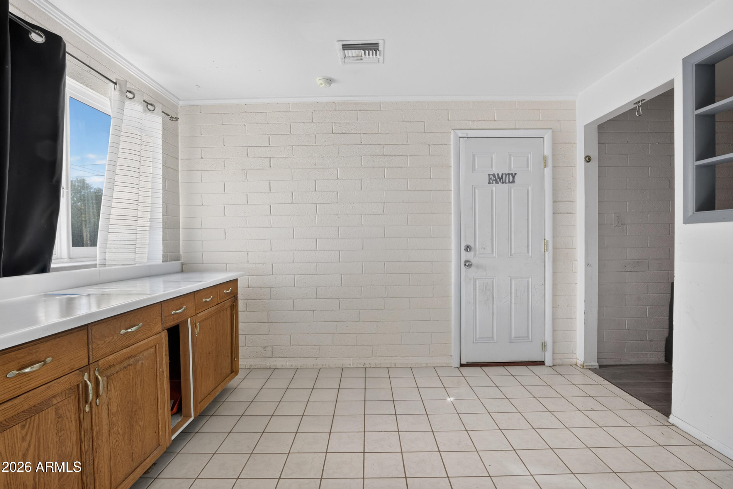YOUNGTOWN LOTS 52-101 - Residential