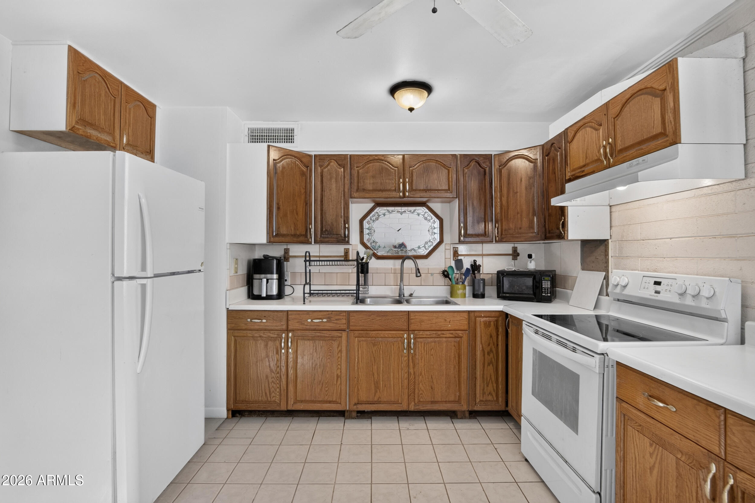 YOUNGTOWN LOTS 52-101 - Residential