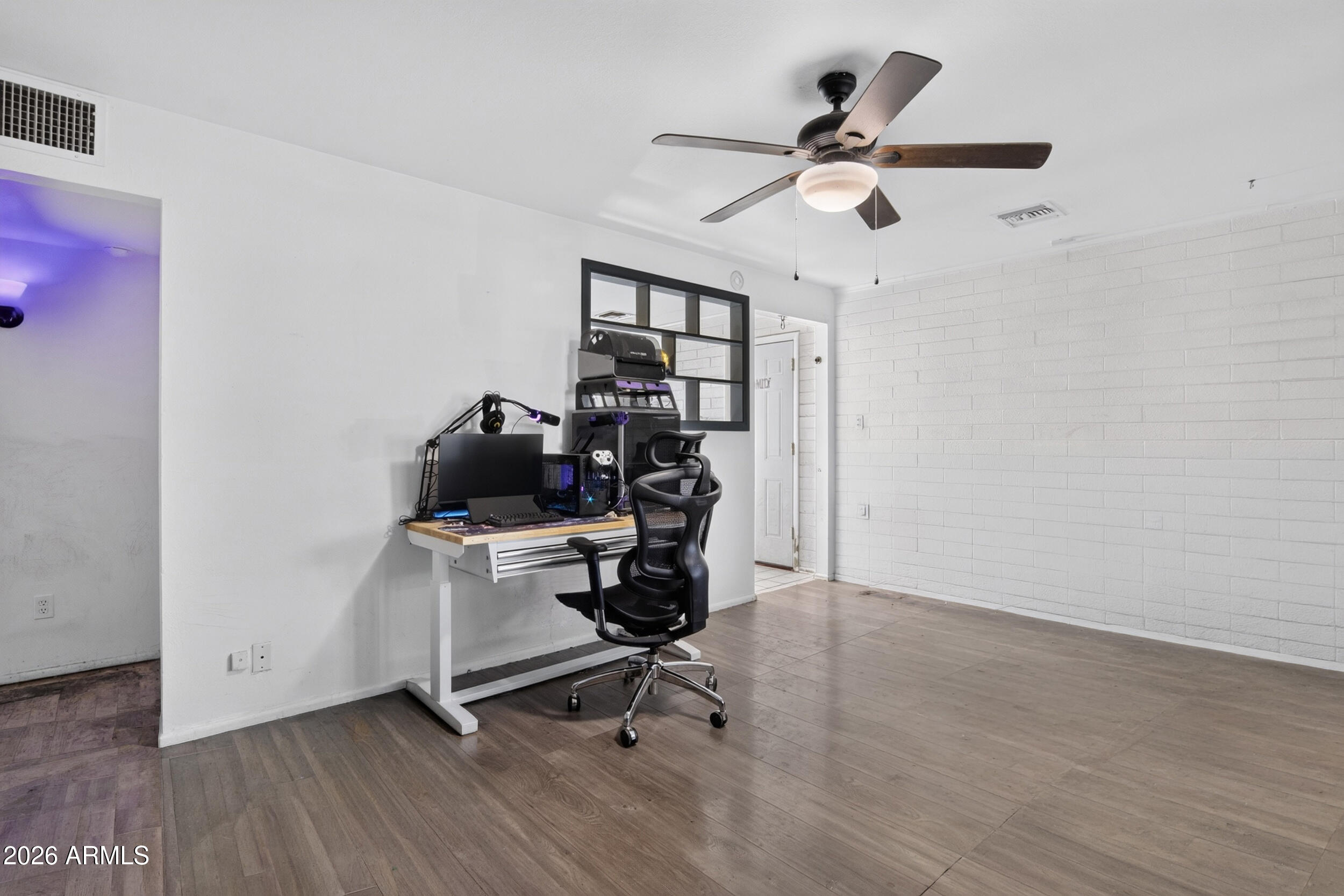 YOUNGTOWN LOTS 52-101 - Residential