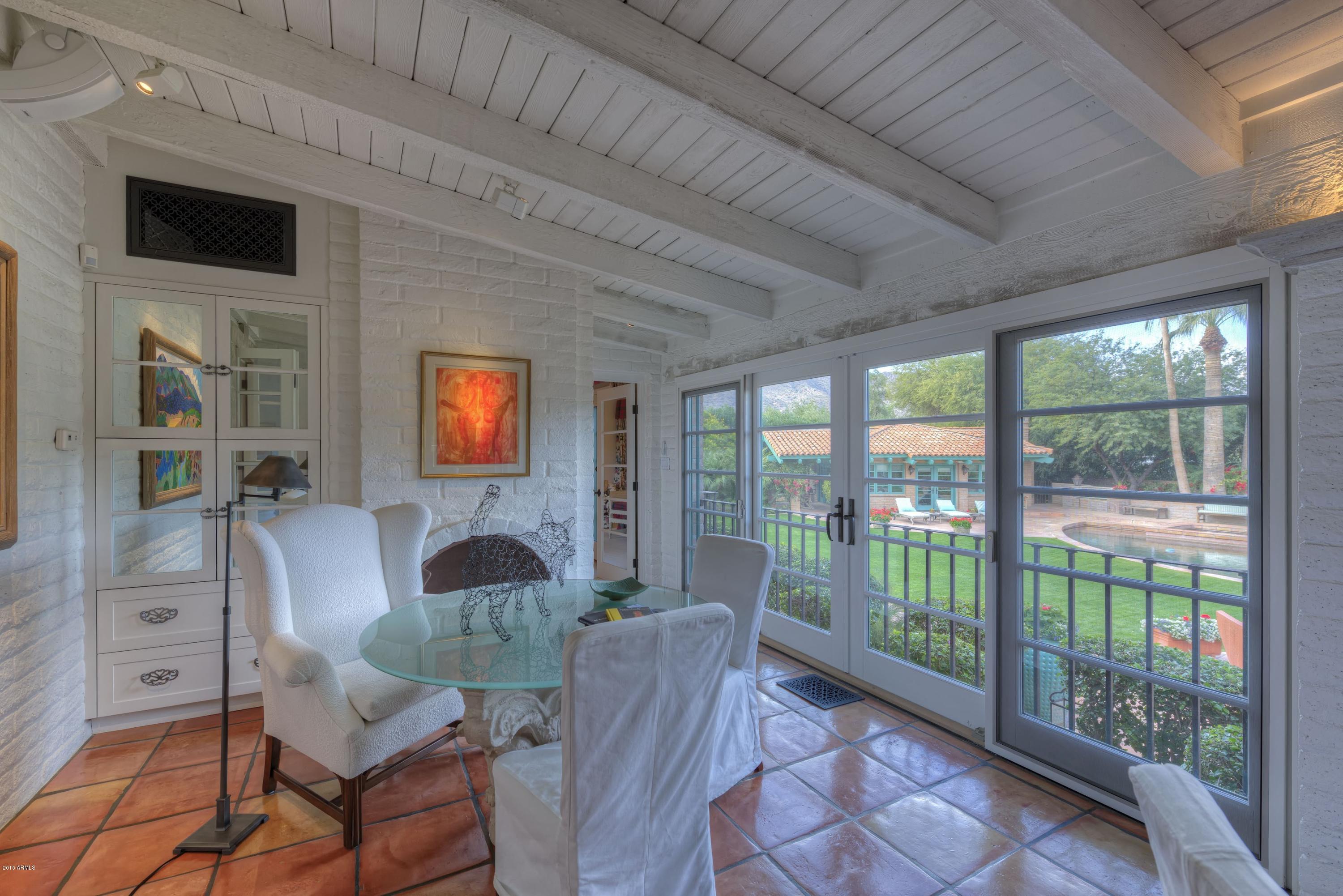 COLANTHE CIRCLE - Residential