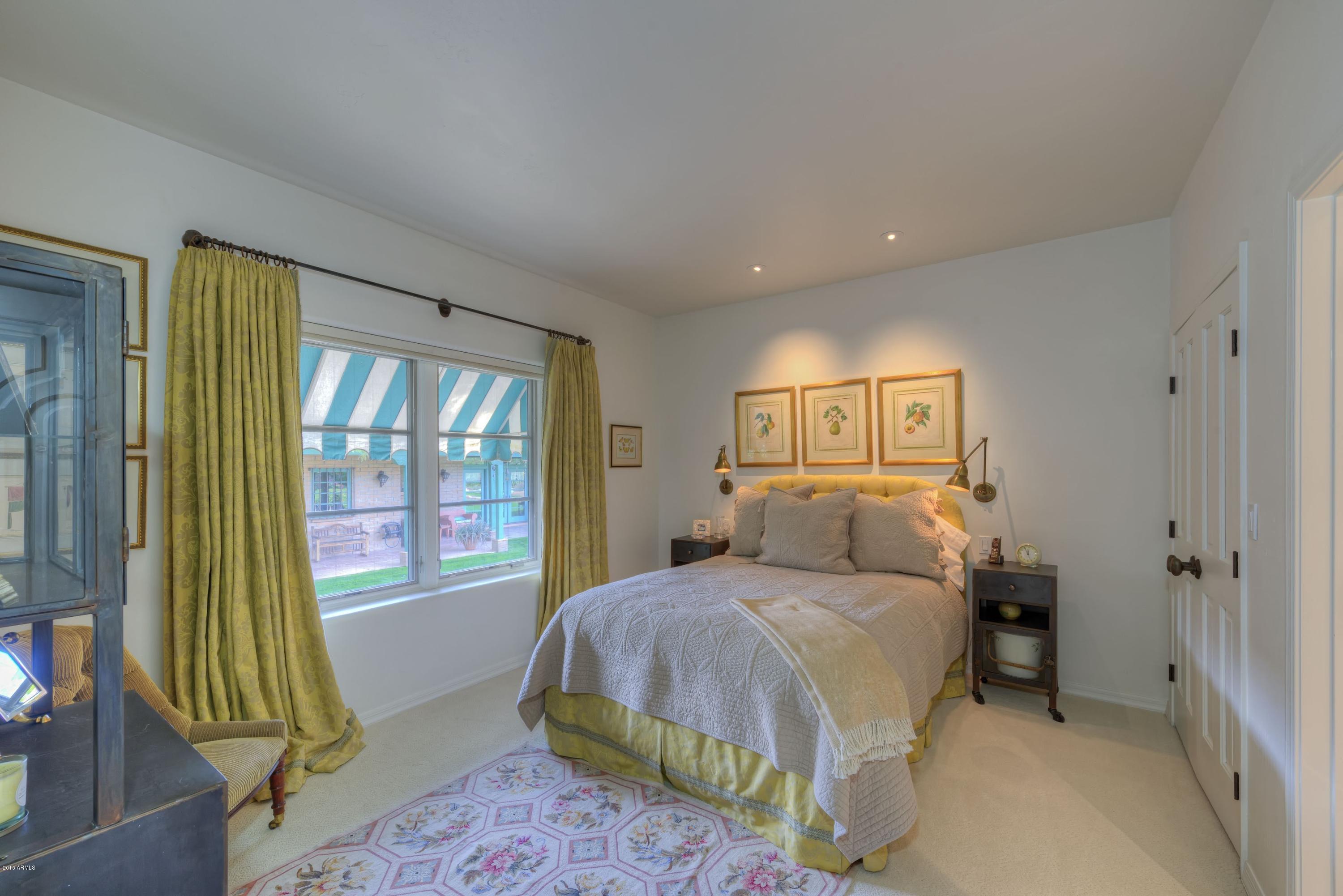 COLANTHE CIRCLE - Residential