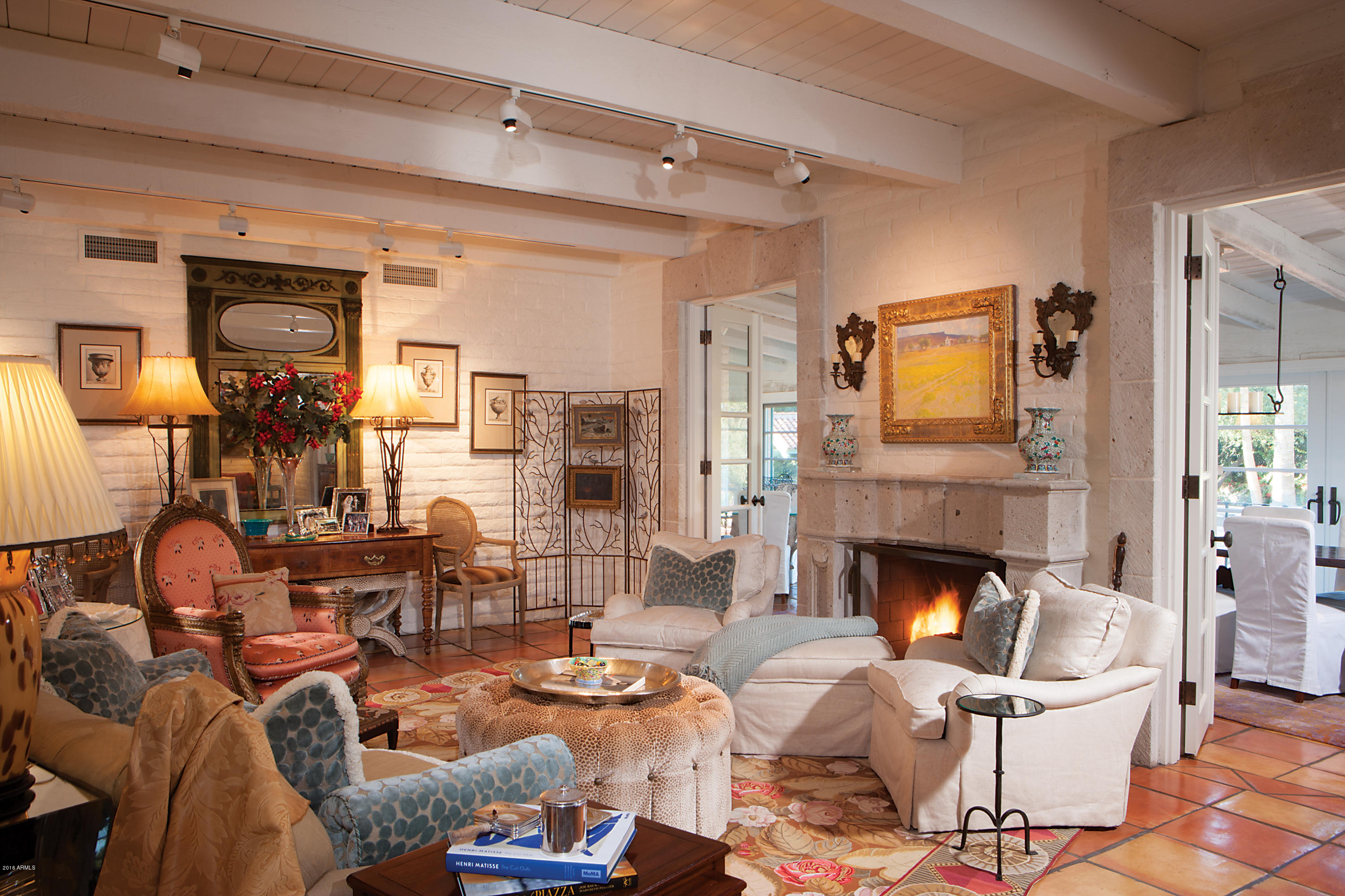COLANTHE CIRCLE - Residential
