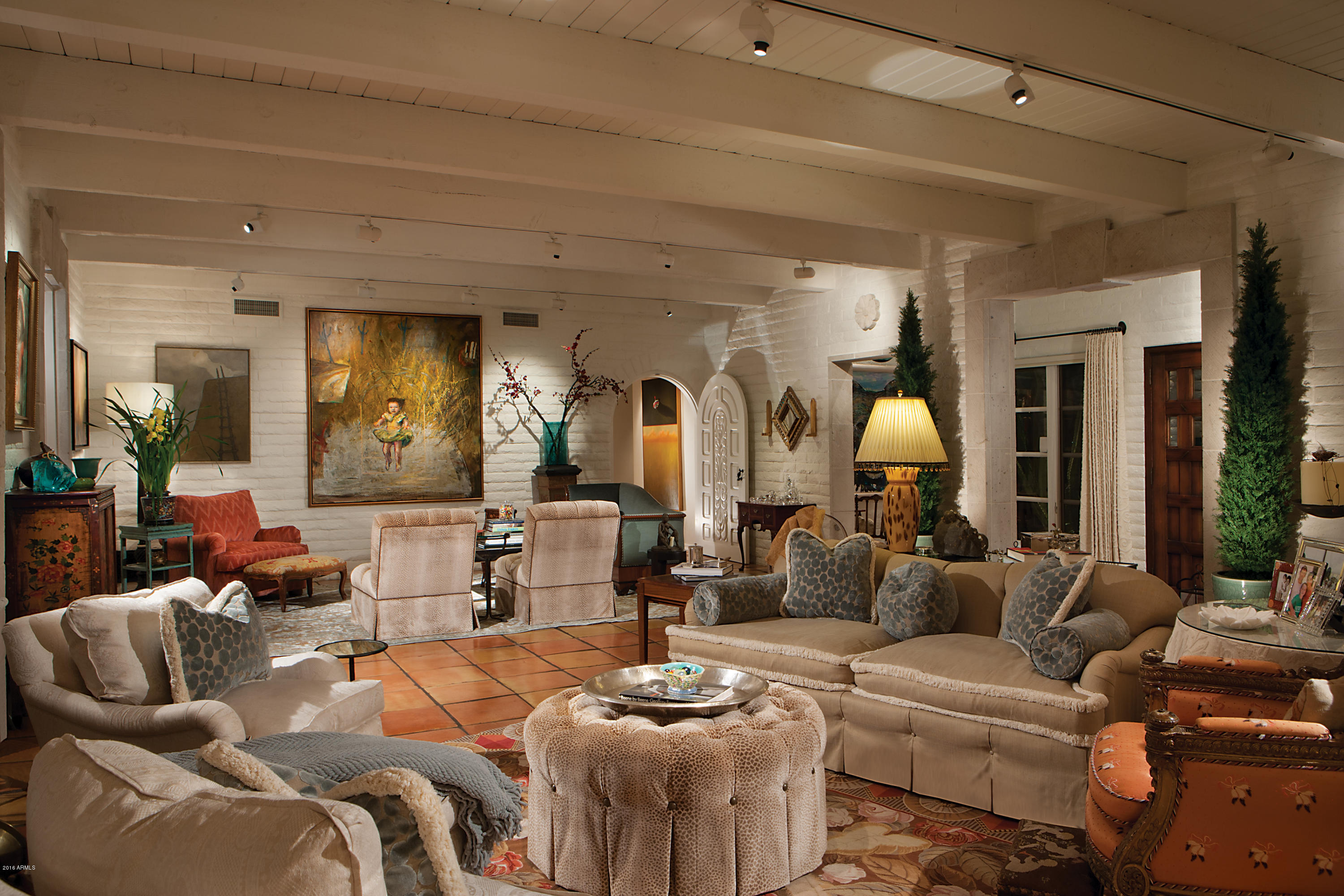 COLANTHE CIRCLE - Residential