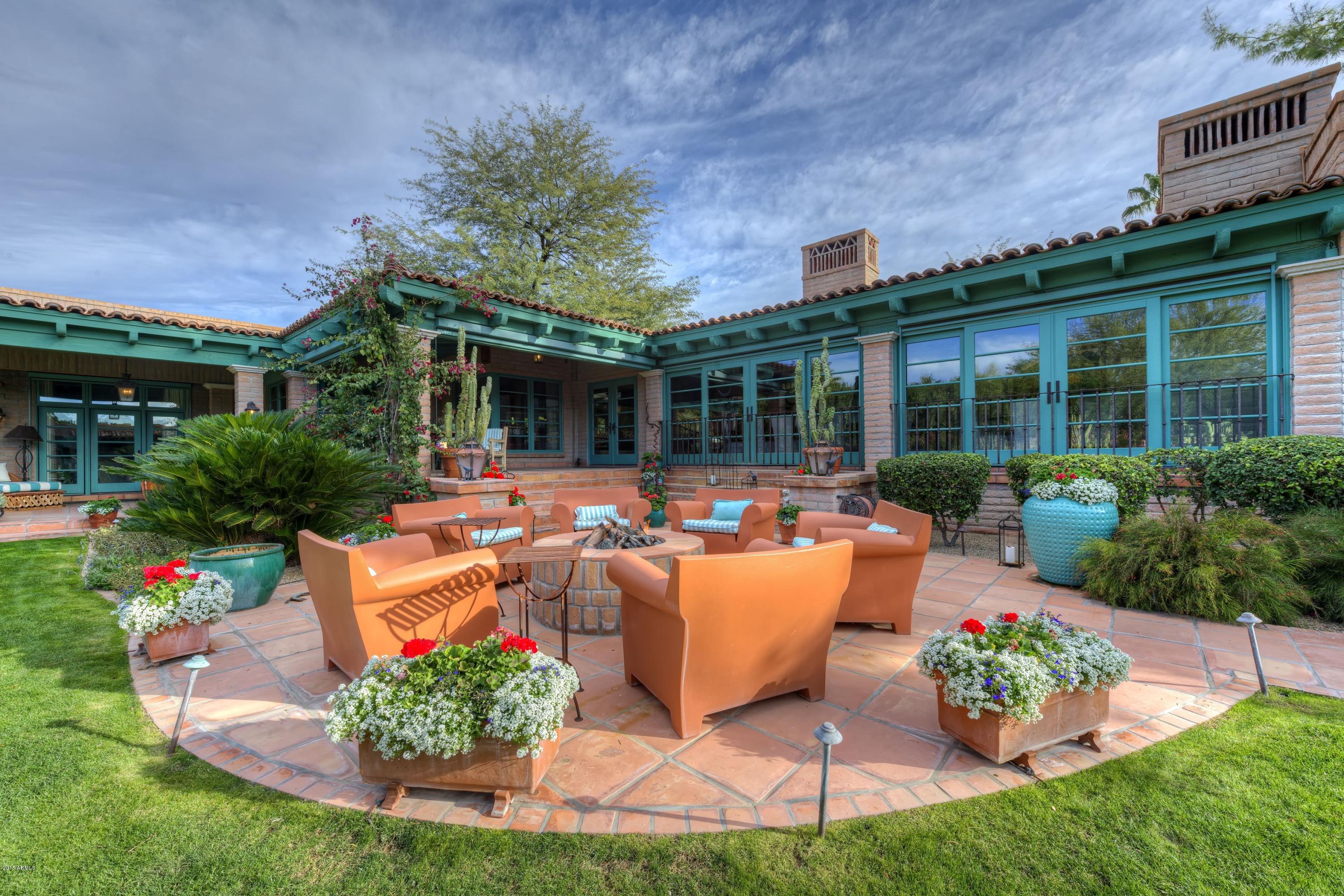COLANTHE CIRCLE - Residential