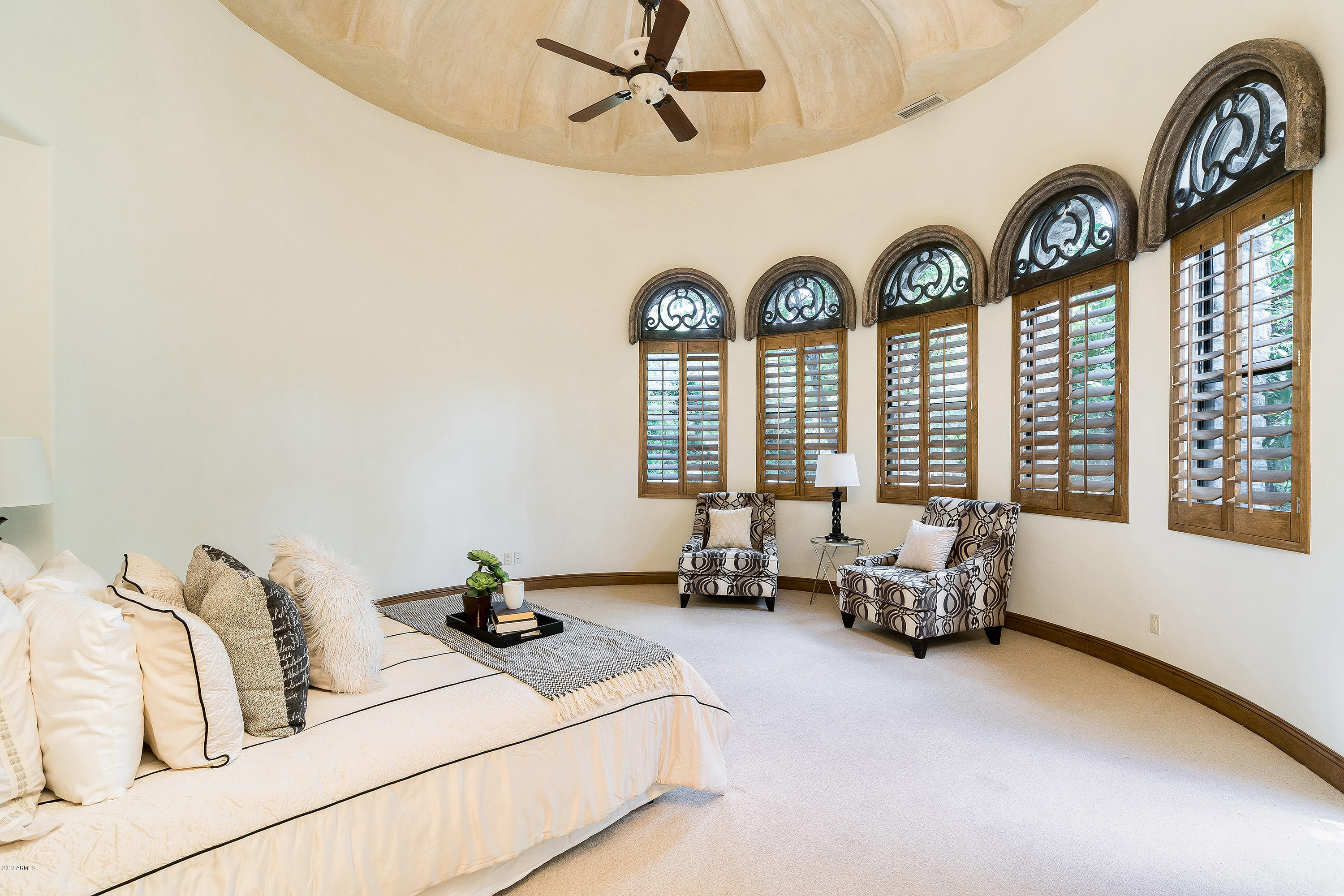 PARADISE VALLEY FARMS - Residential