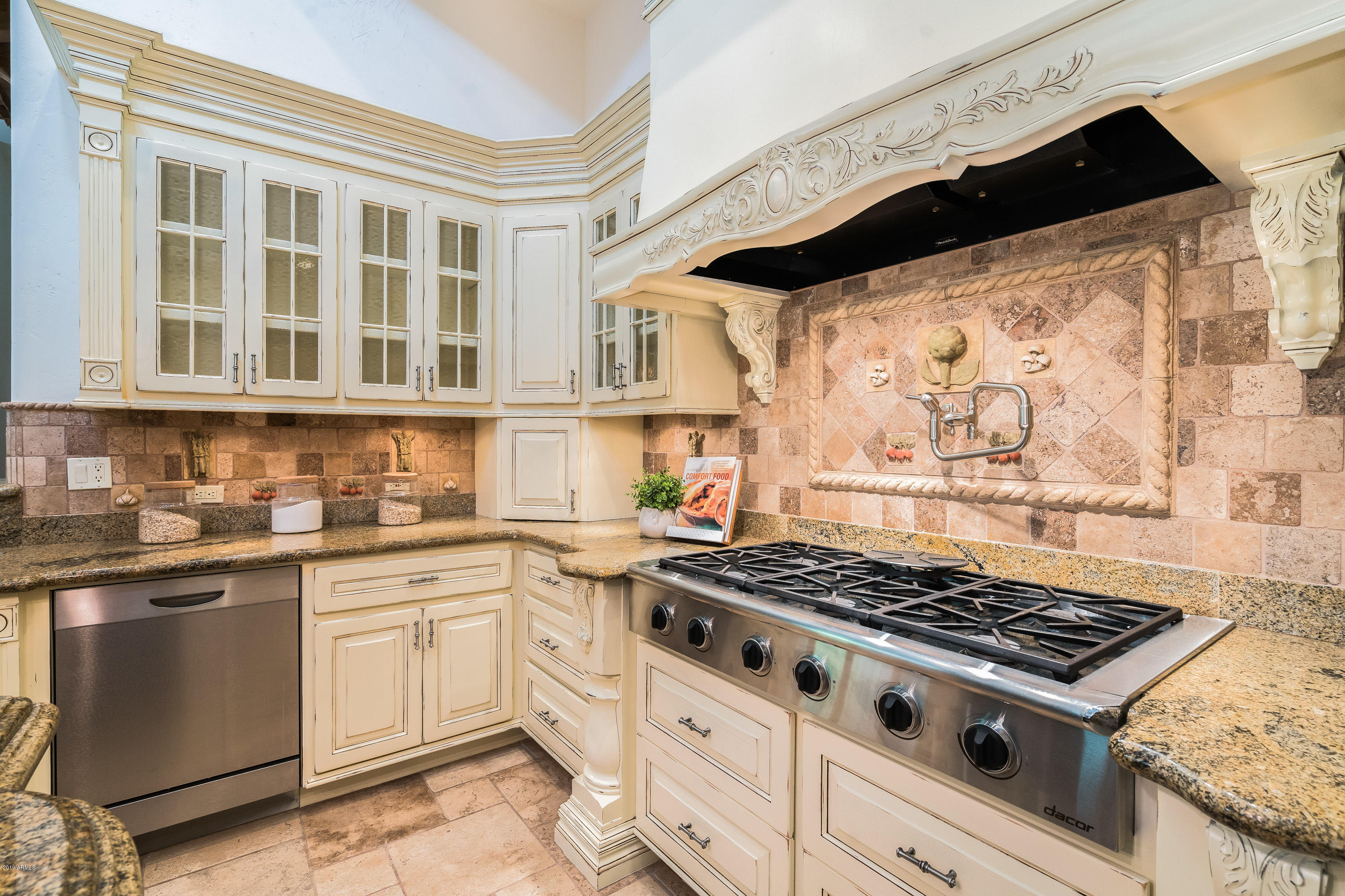 PARADISE VALLEY FARMS - Residential