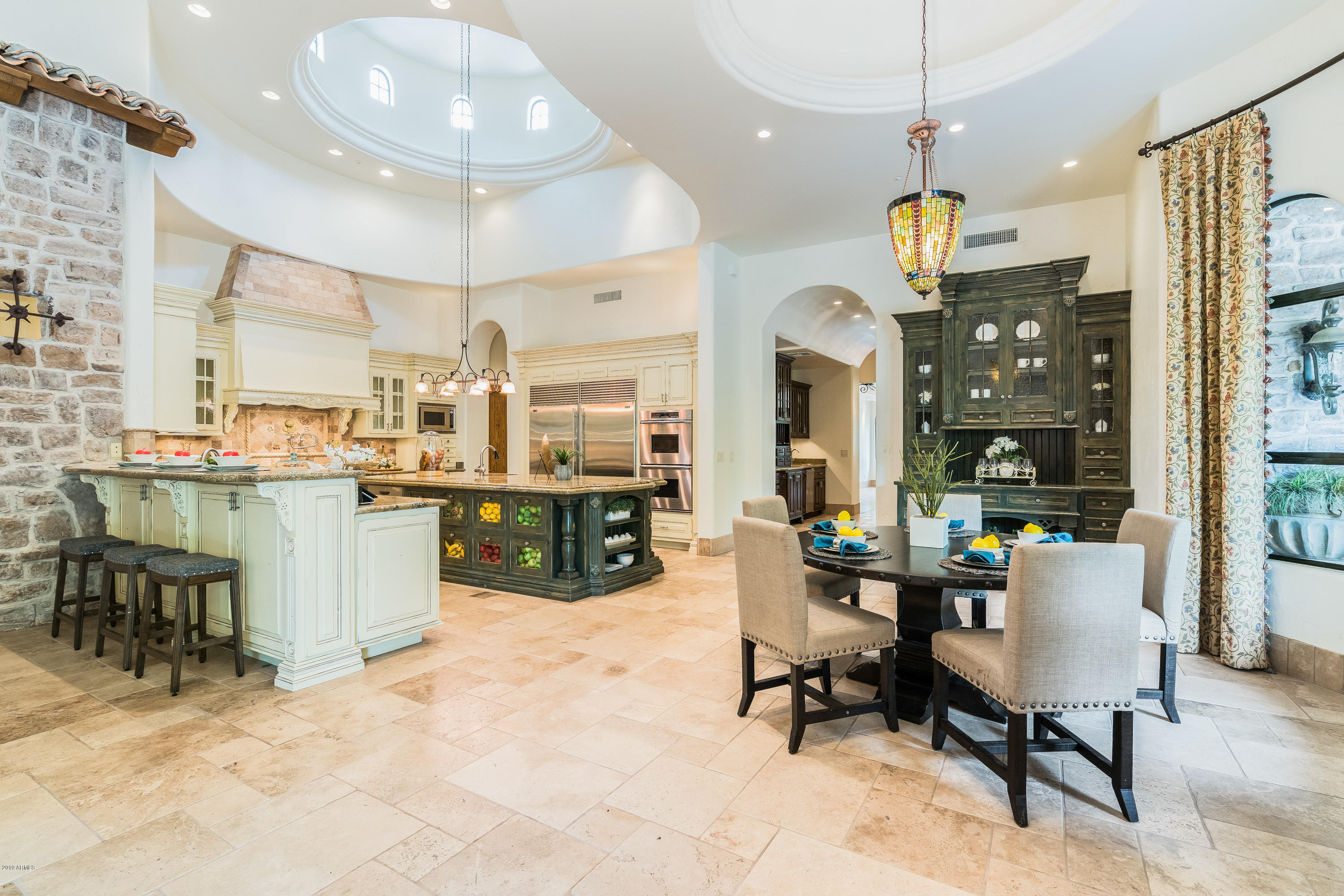 PARADISE VALLEY FARMS - Residential