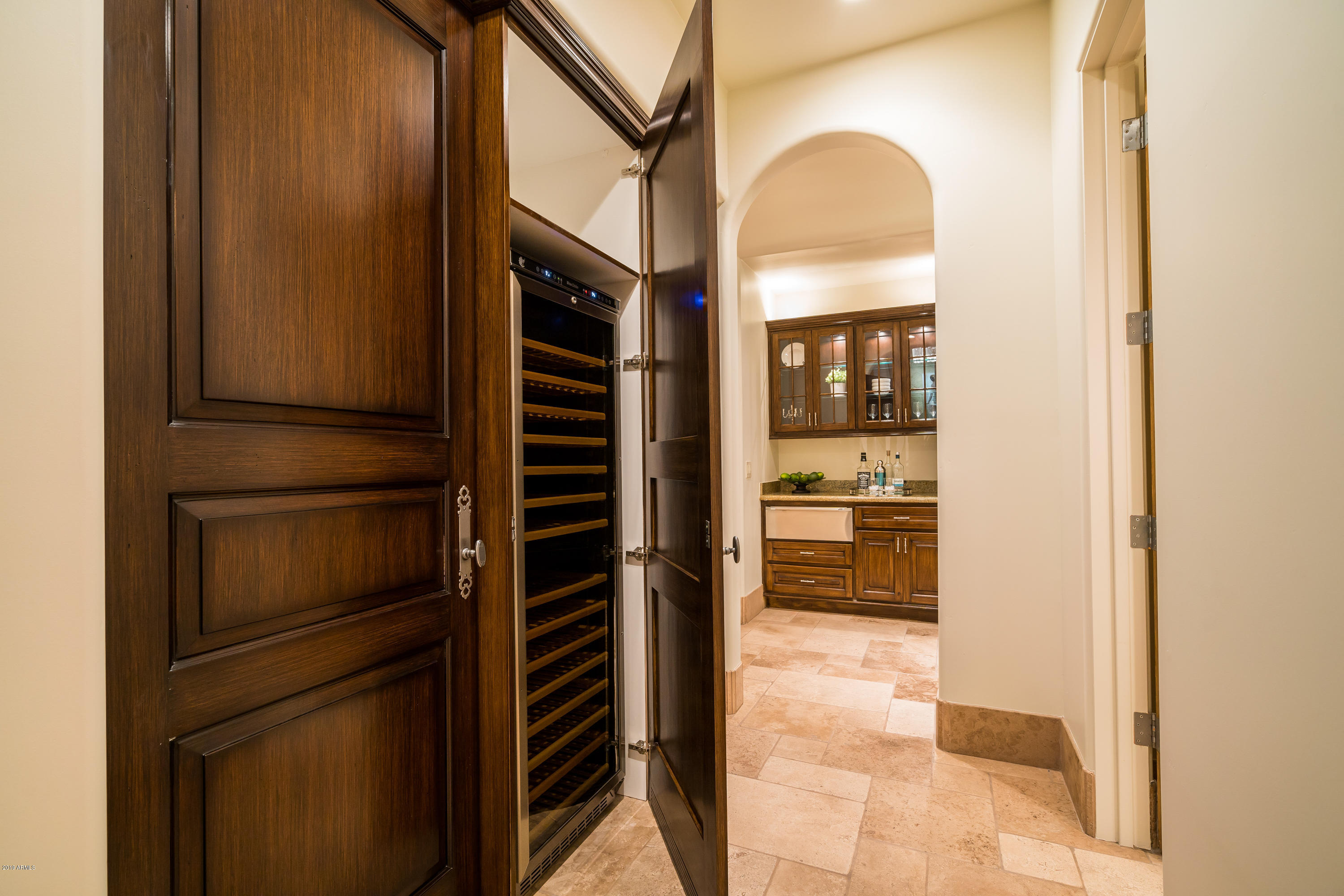 PARADISE VALLEY FARMS - Residential