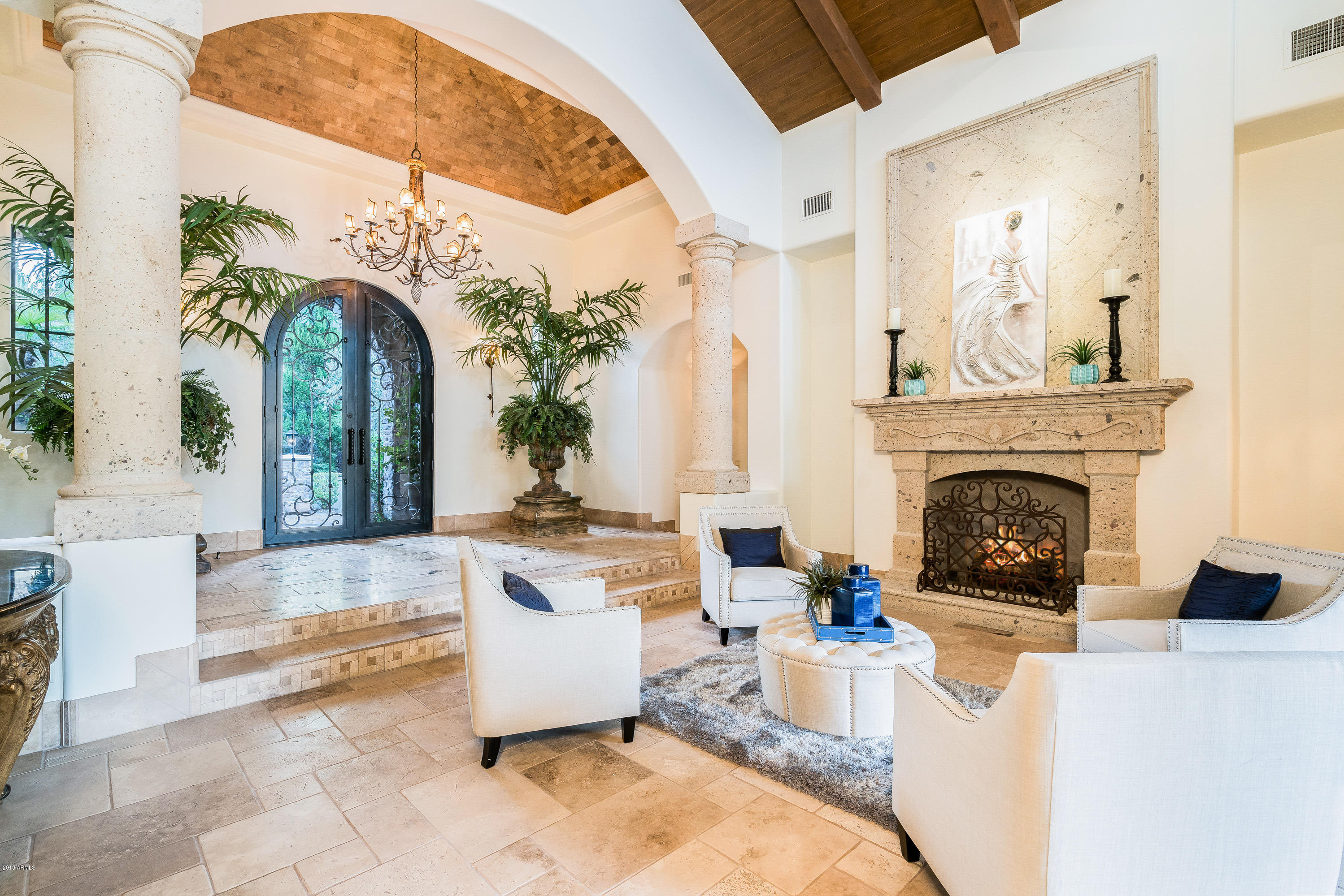 PARADISE VALLEY FARMS - Residential