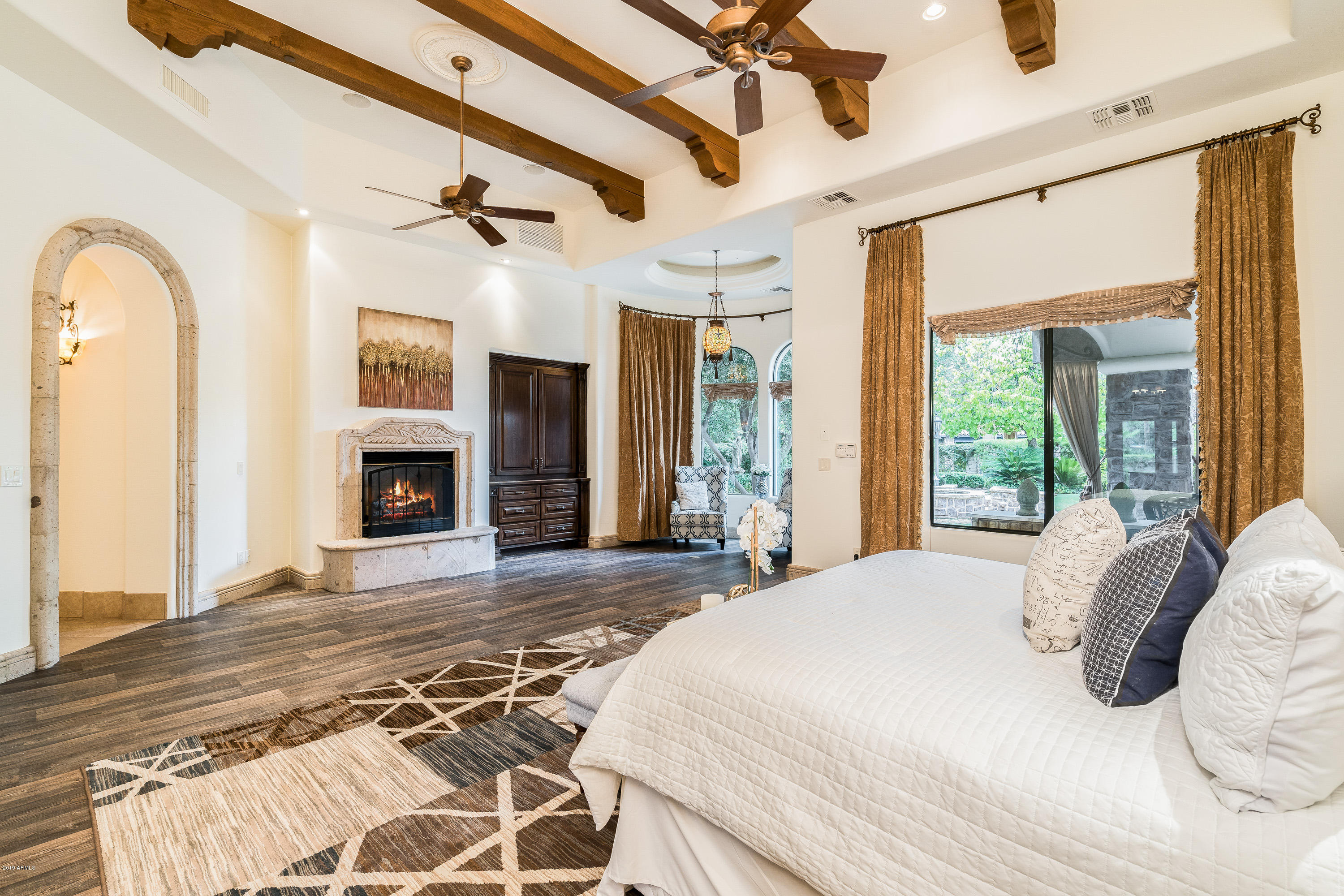 PARADISE VALLEY FARMS - Residential