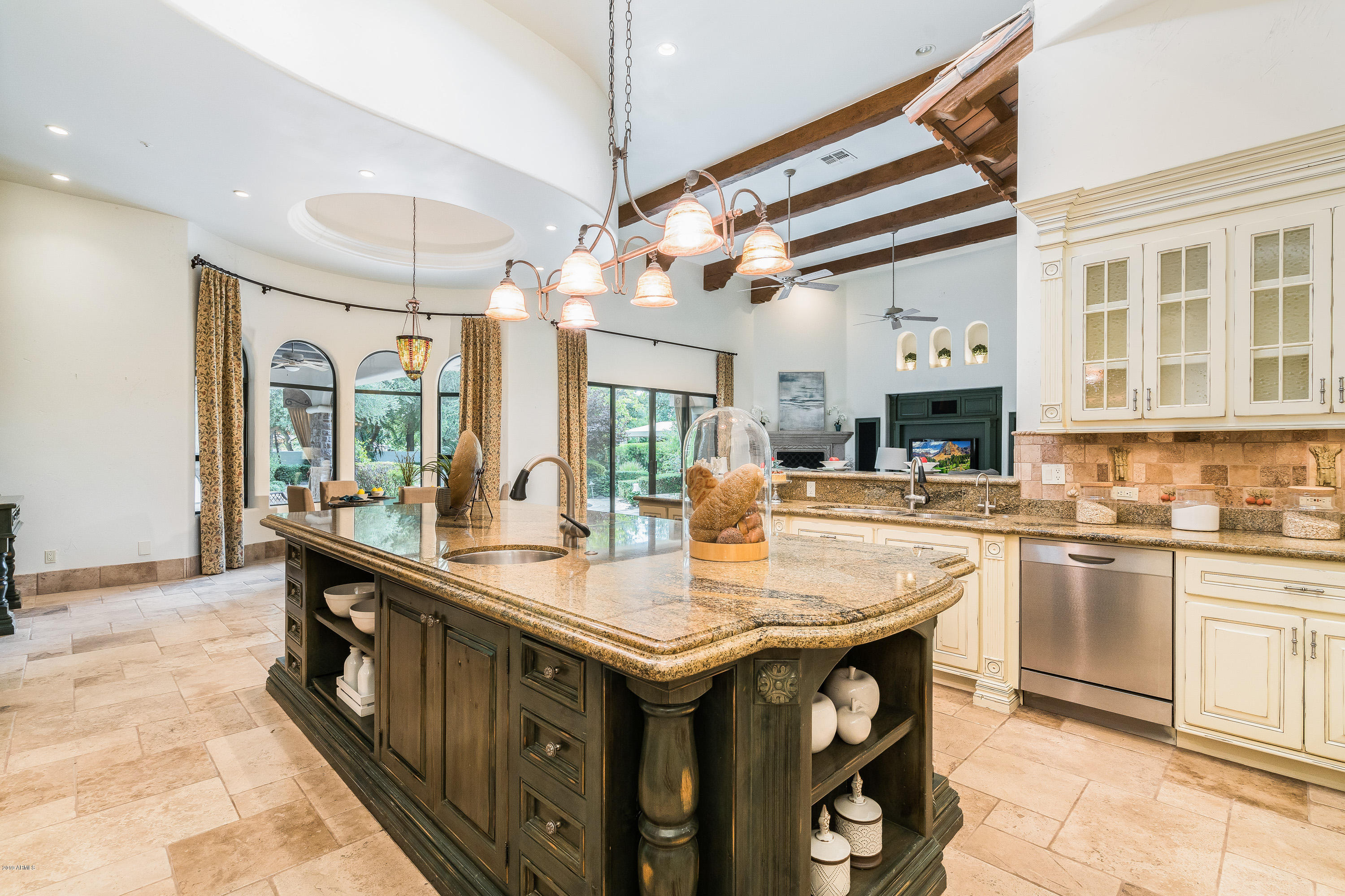 PARADISE VALLEY FARMS - Residential