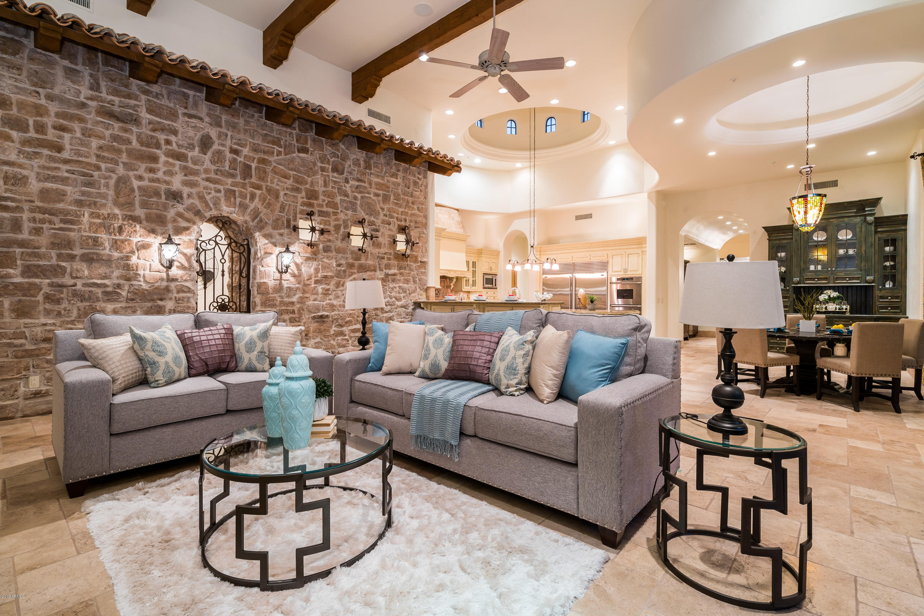 PARADISE VALLEY FARMS - Residential