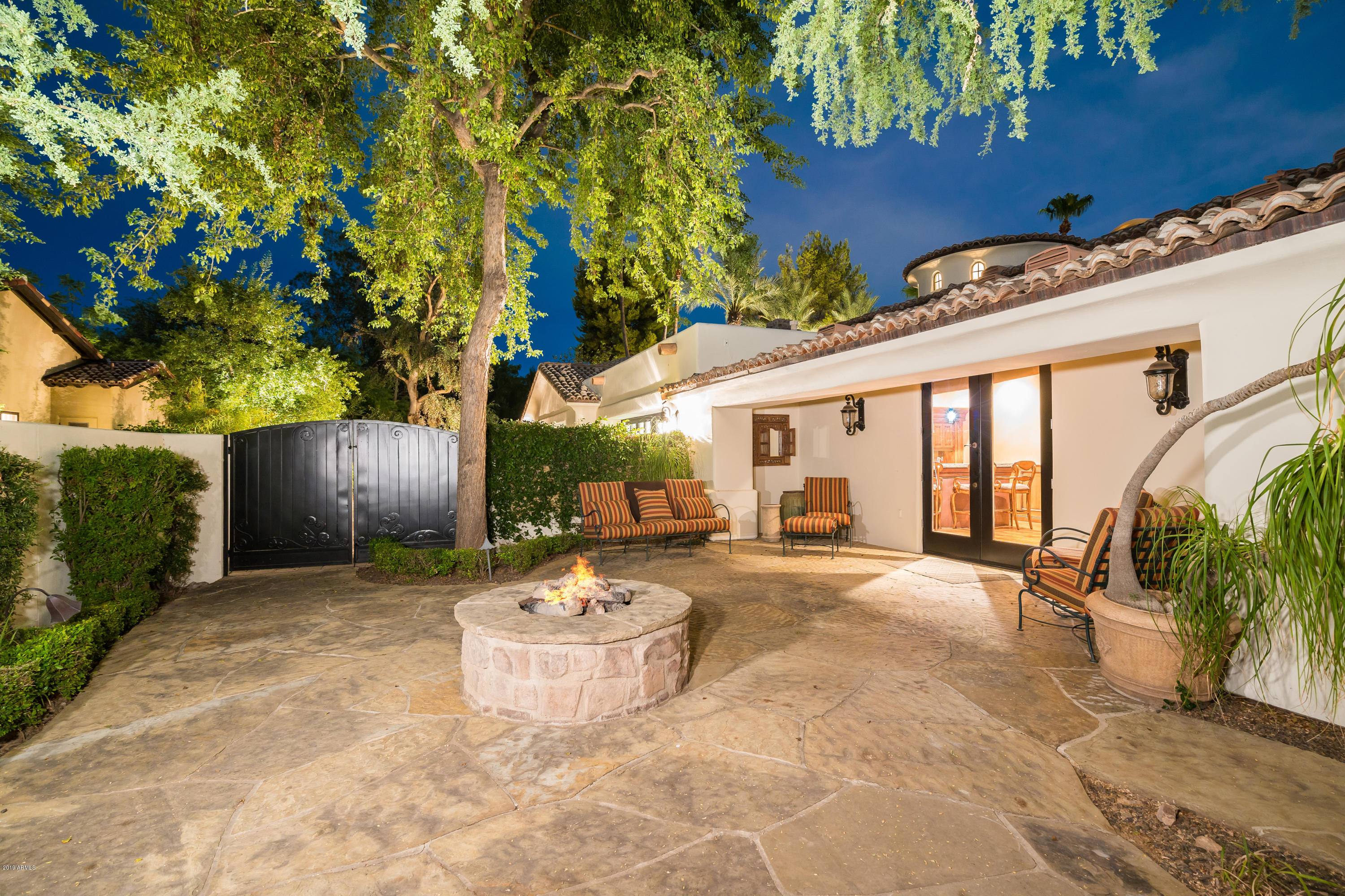 PARADISE VALLEY FARMS - Residential