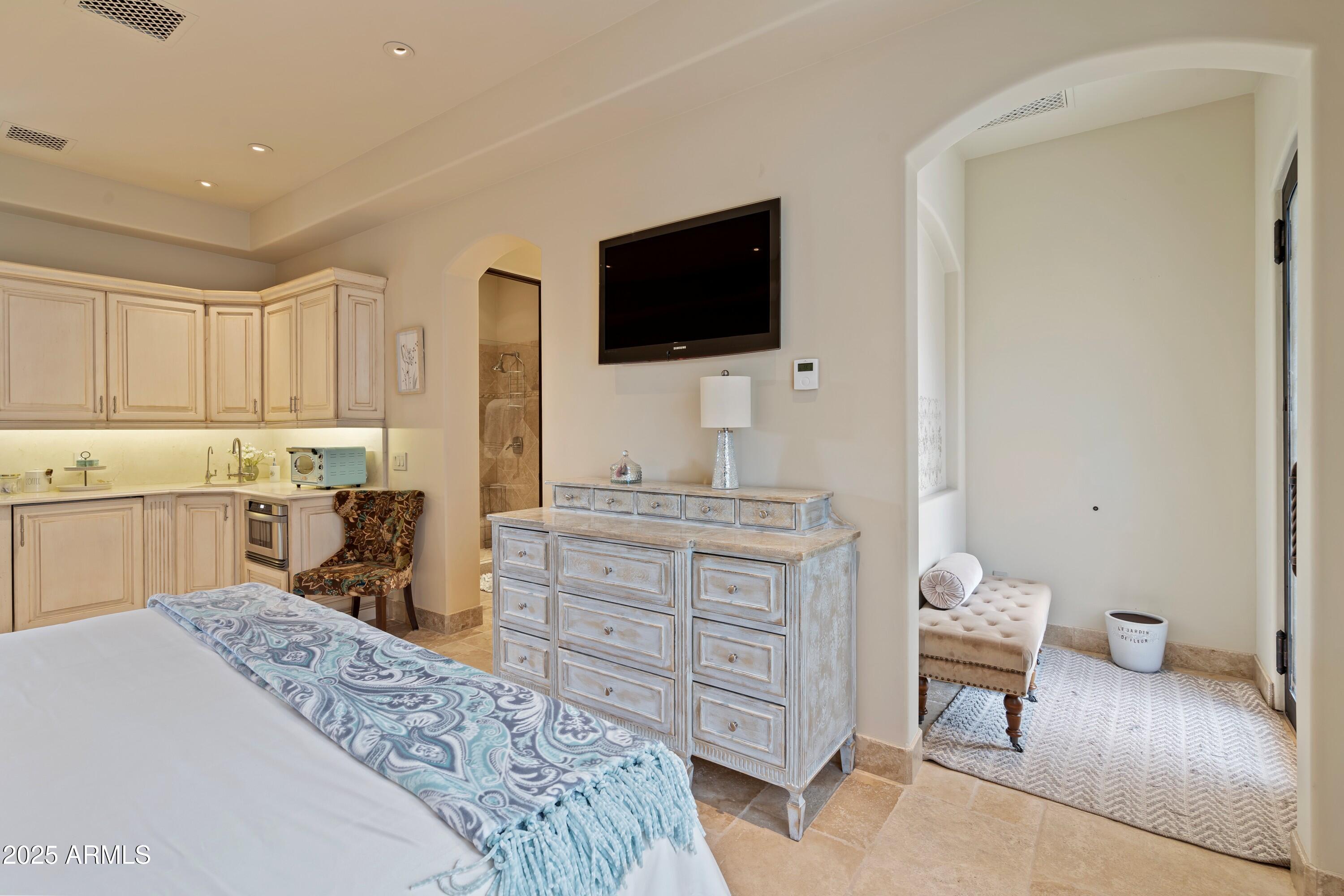 SUNBURST FARMS EAST 6 - Residential