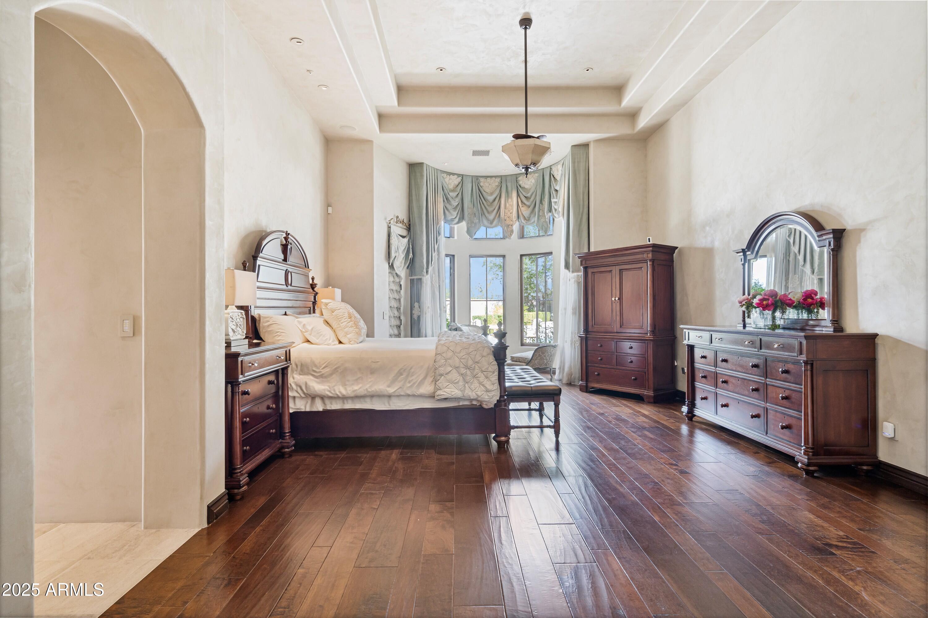 SUNBURST FARMS EAST 6 - Residential