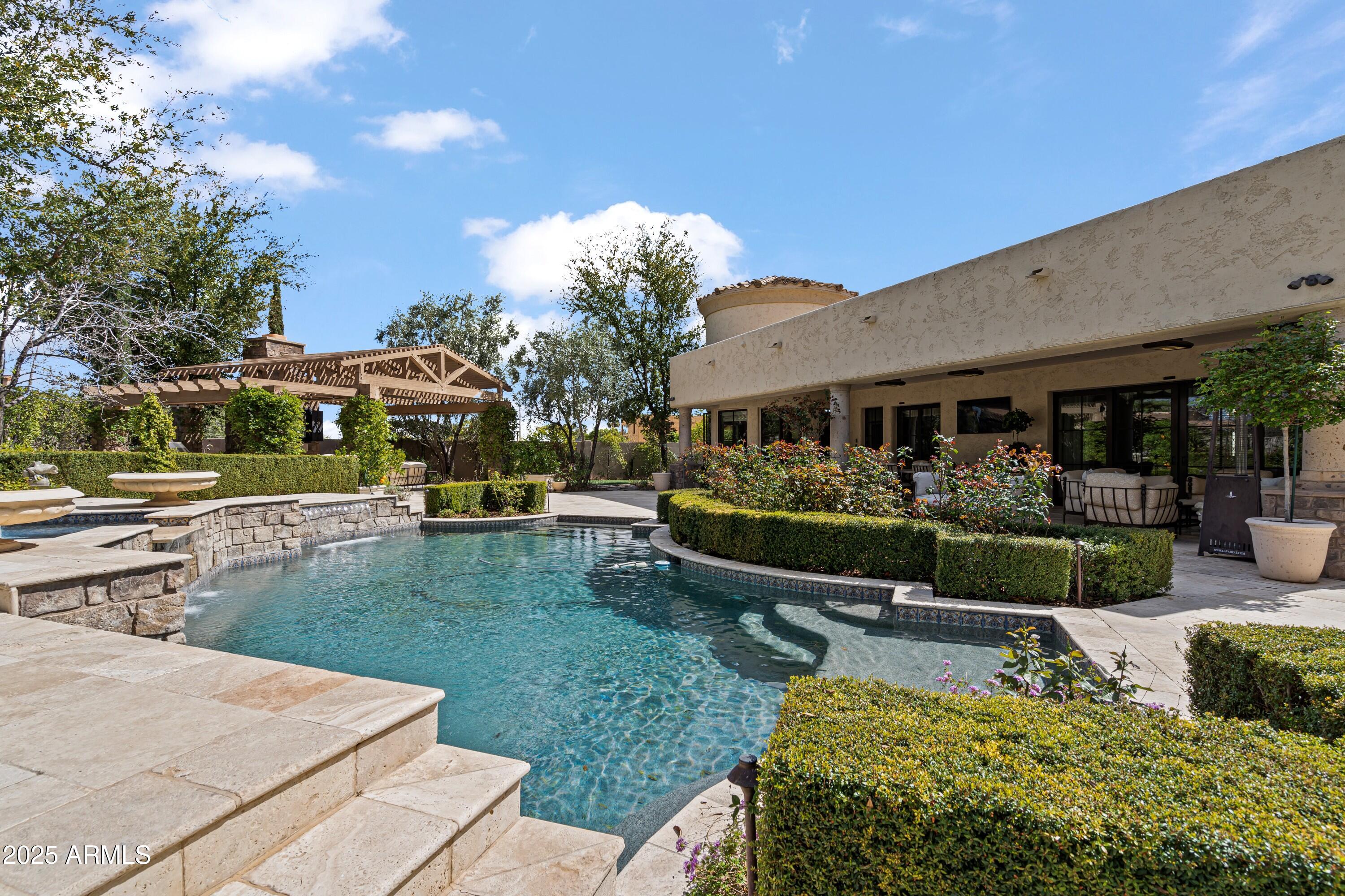 SUNBURST FARMS EAST 6 - Residential