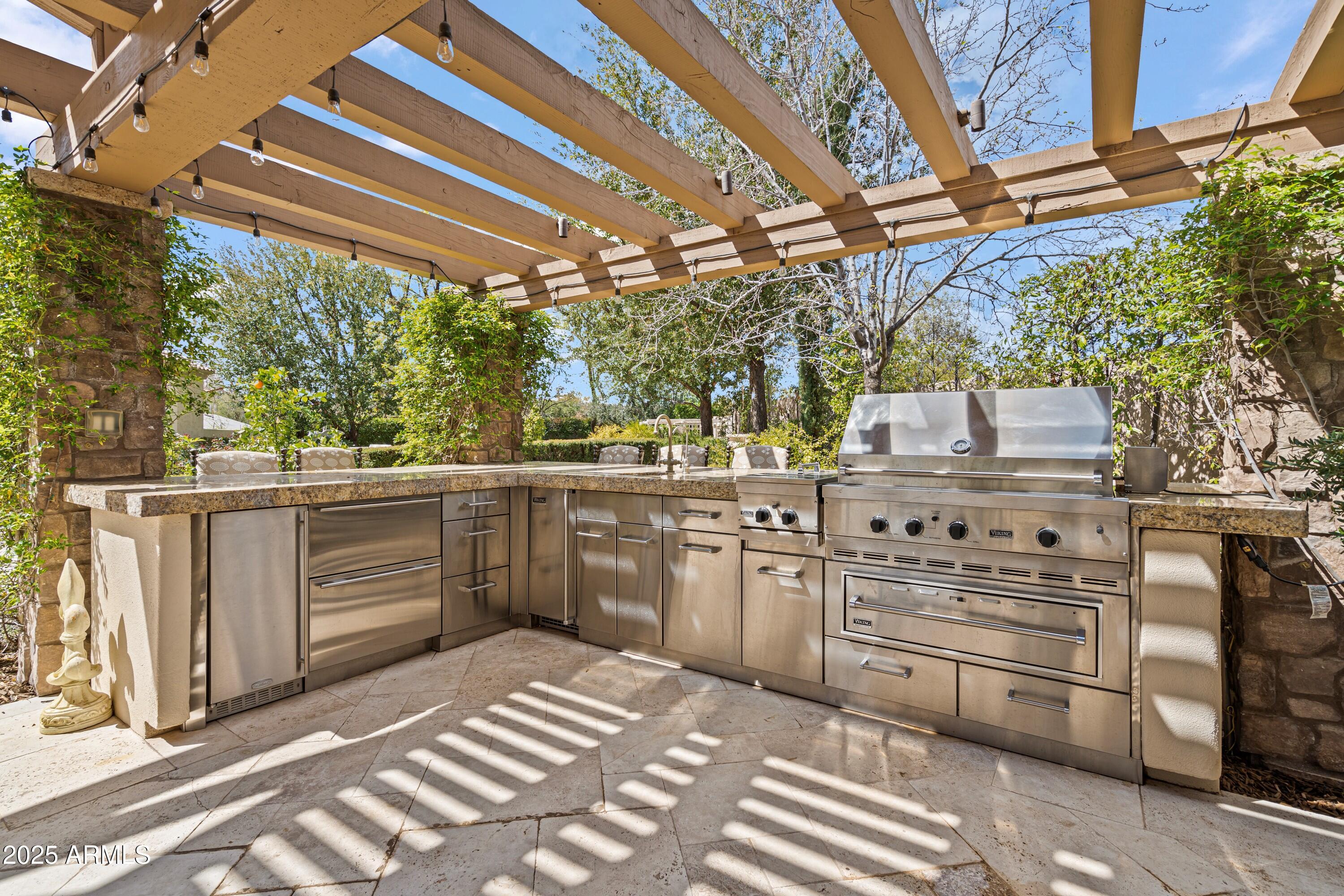 SUNBURST FARMS EAST 6 - Residential