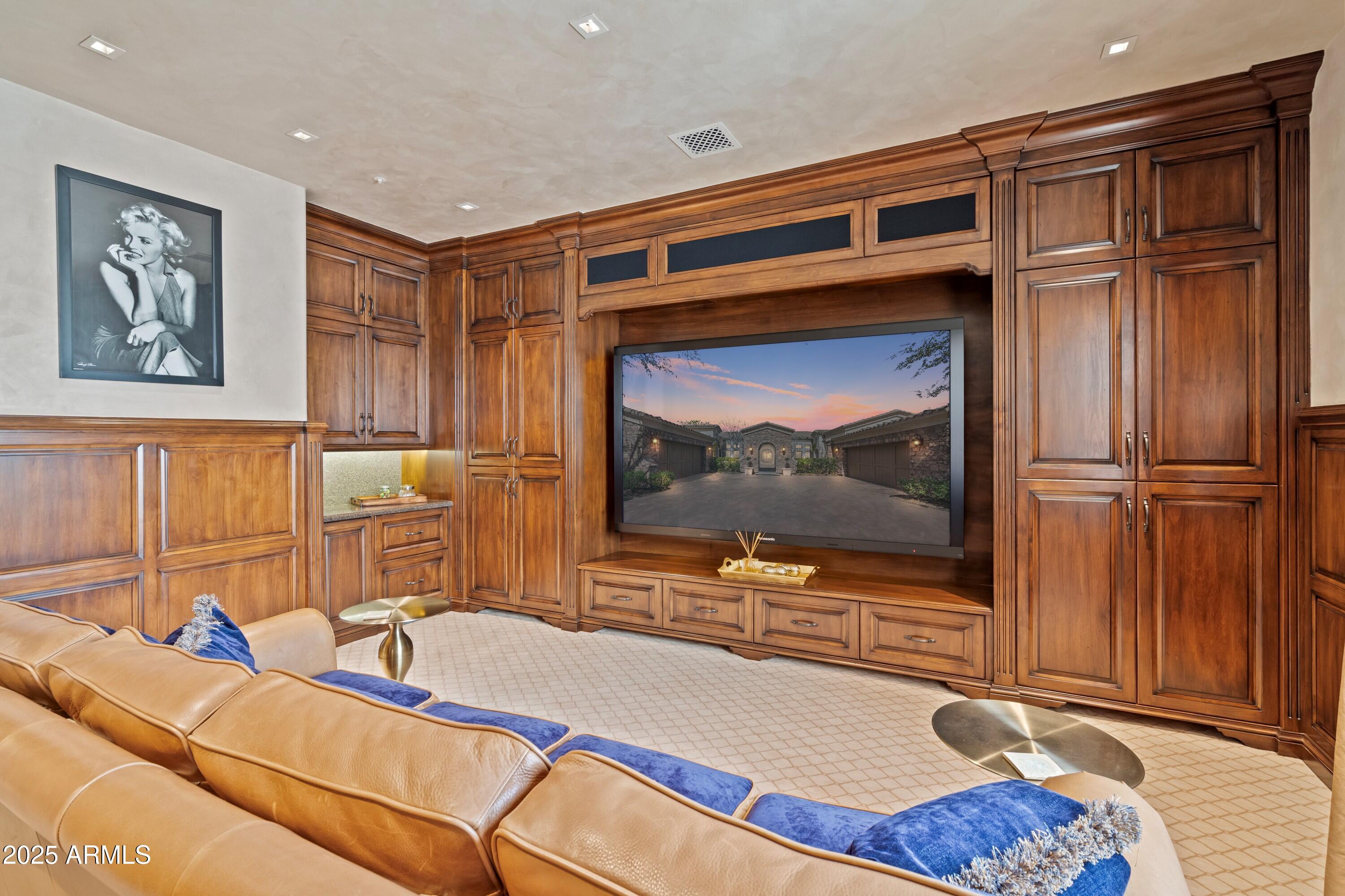 SUNBURST FARMS EAST 6 - Residential