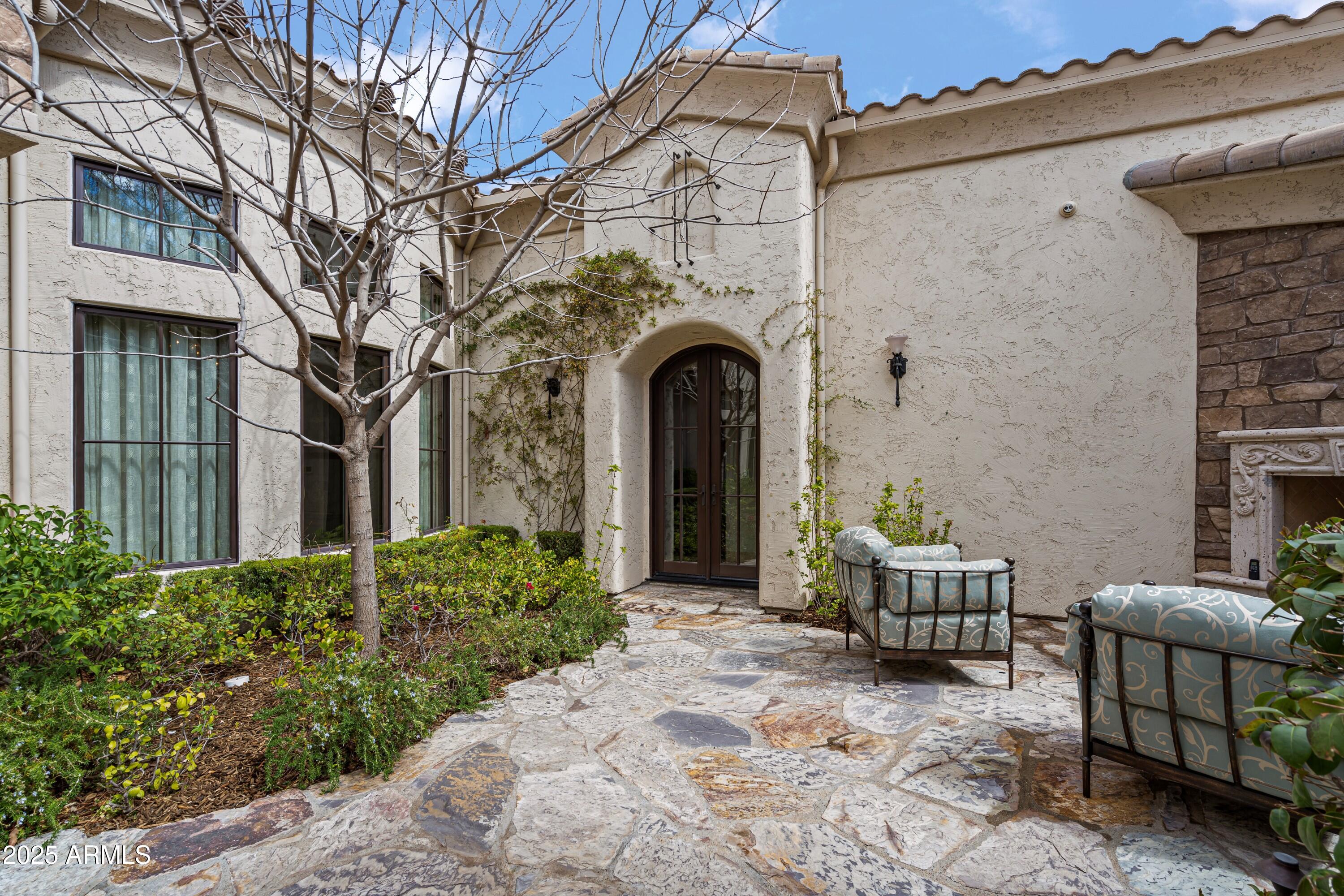 SUNBURST FARMS EAST 6 - Residential