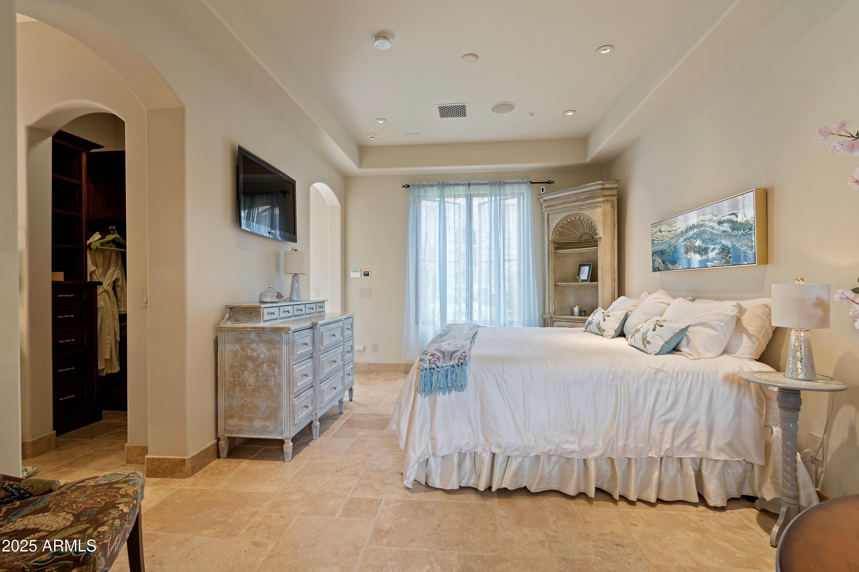SUNBURST FARMS EAST 6 - Residential