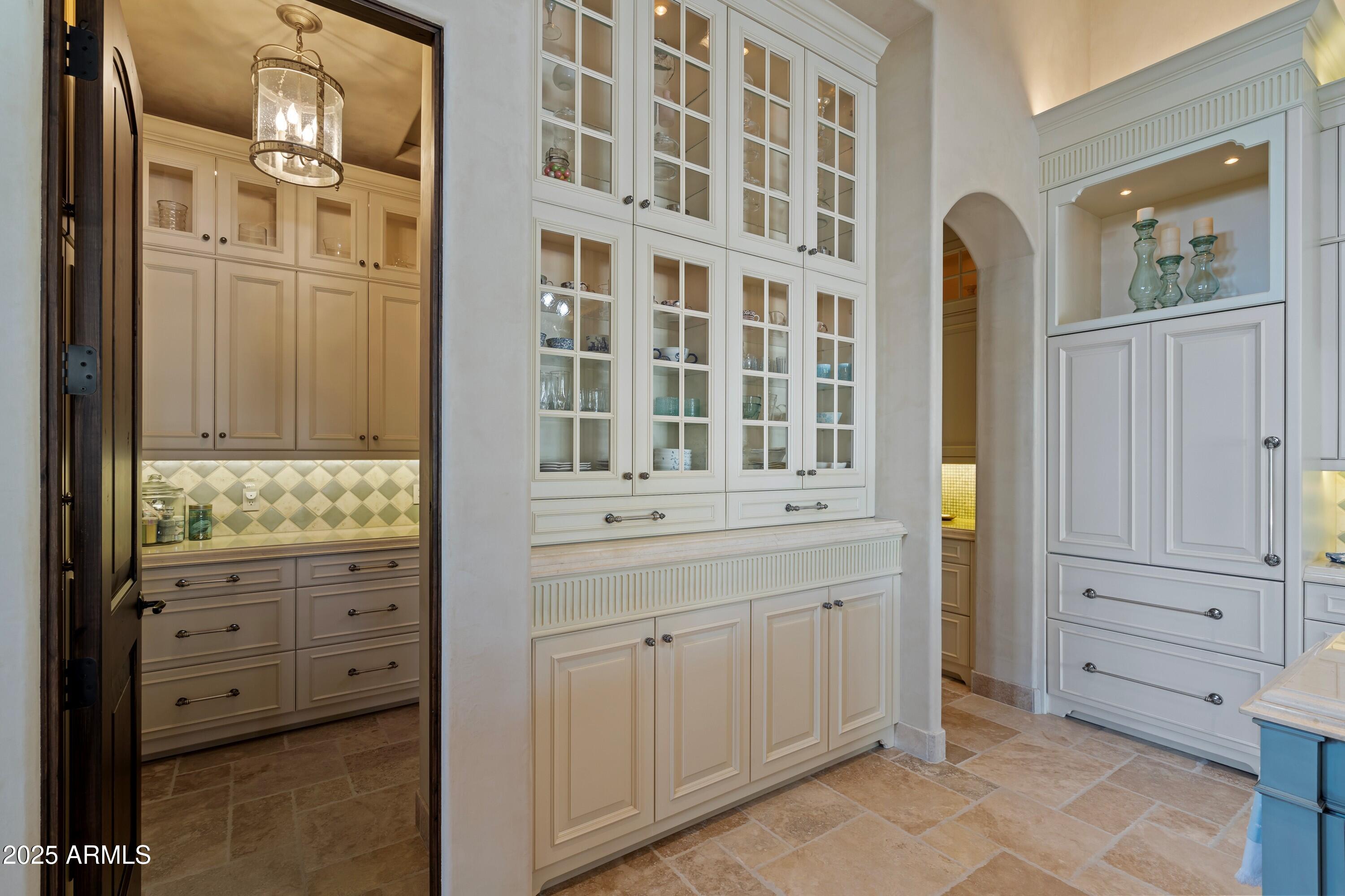 SUNBURST FARMS EAST 6 - Residential