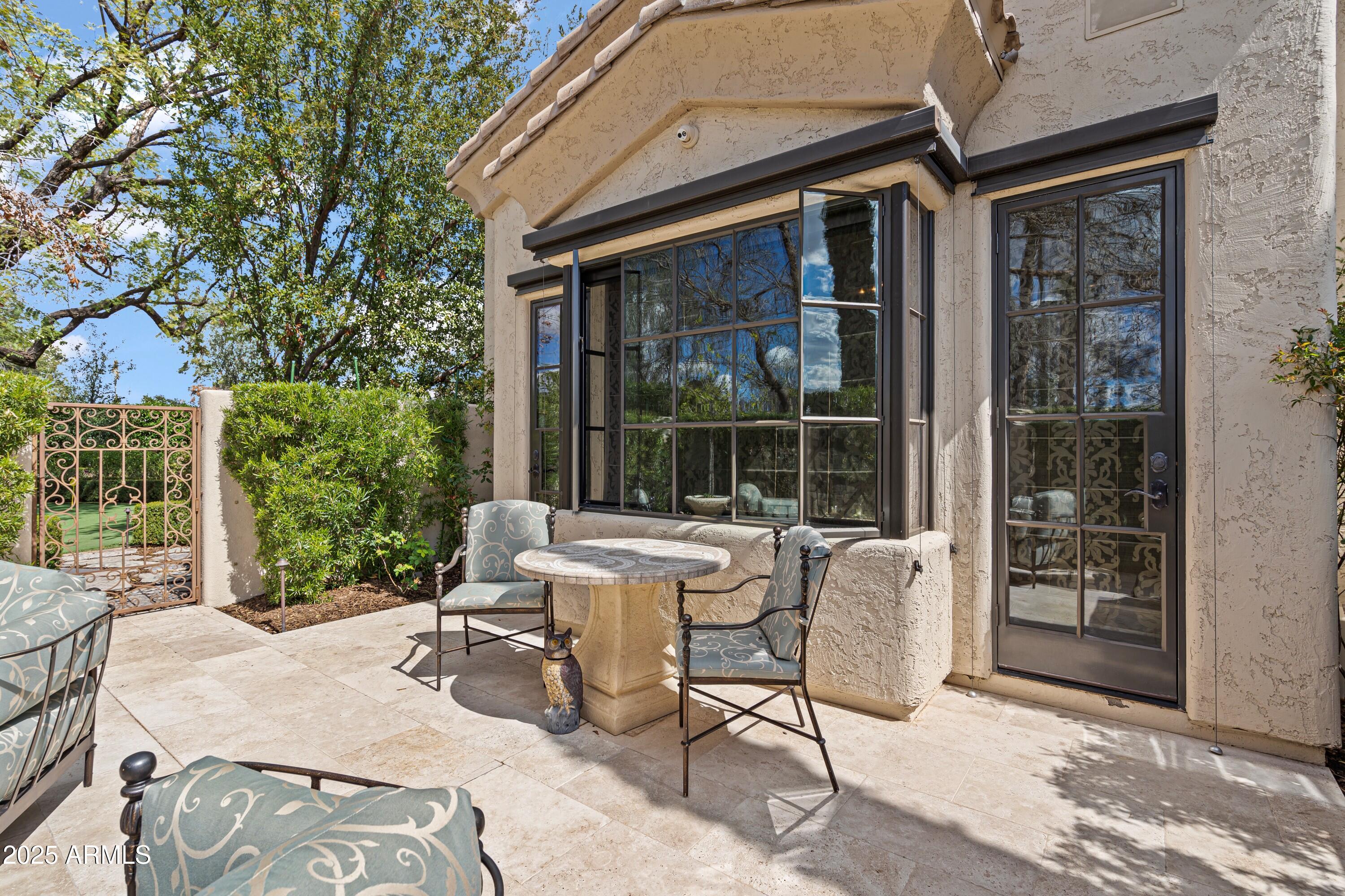 SUNBURST FARMS EAST 6 - Residential