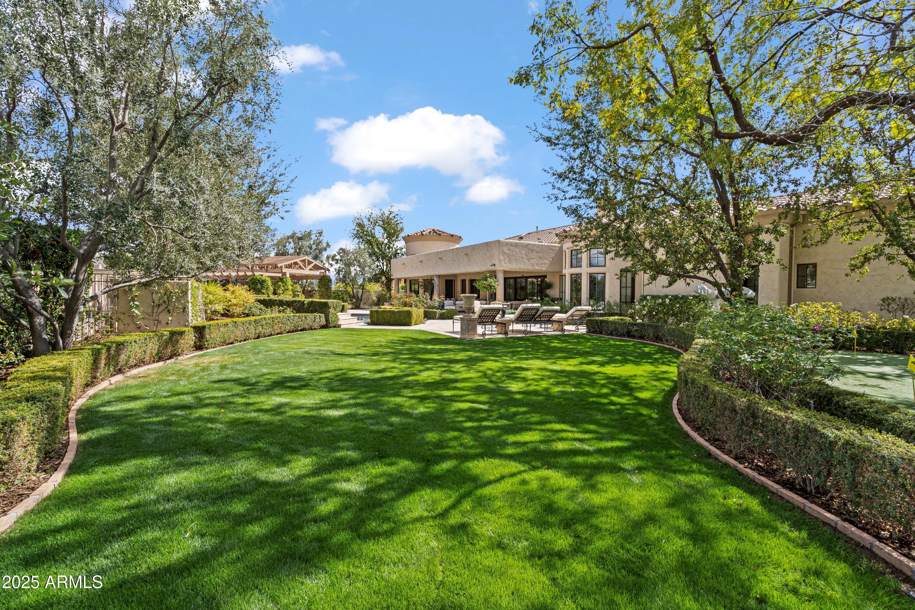 SUNBURST FARMS EAST 6 - Residential