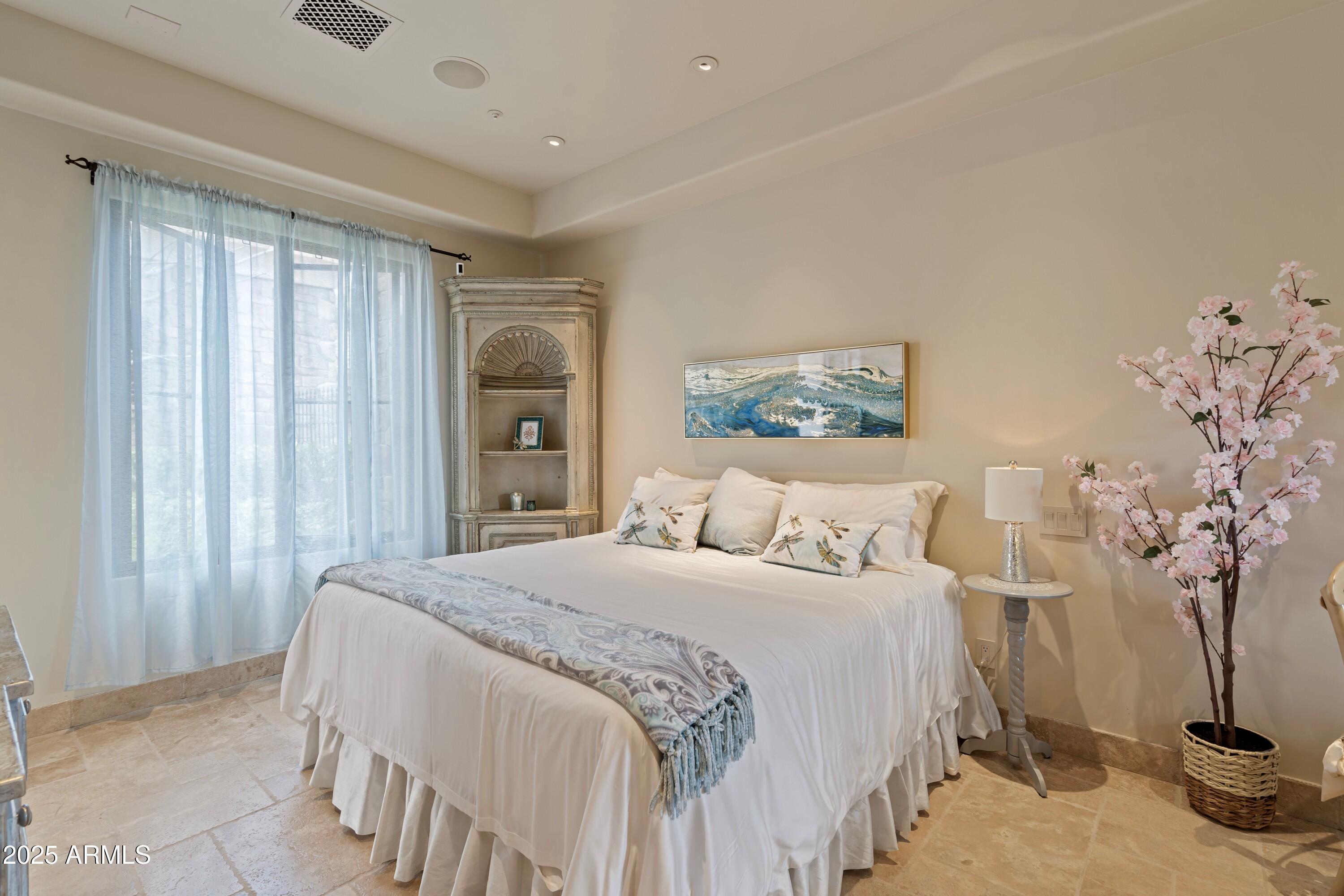 SUNBURST FARMS EAST 6 - Residential