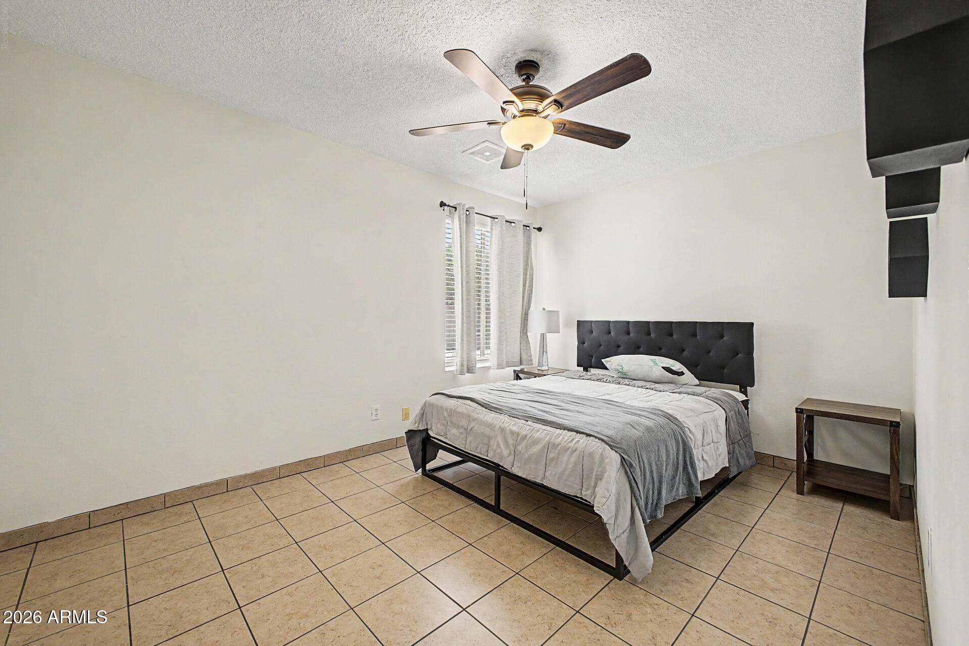 SKYVIEW WEST UNIT THREE - Residential