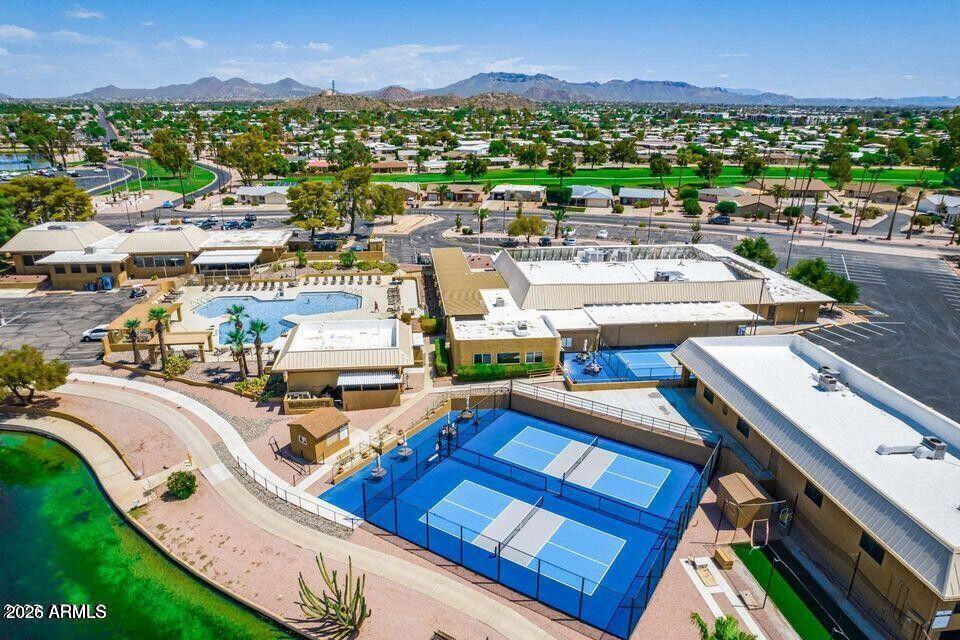 FAIRWAY VISTAS - Residential