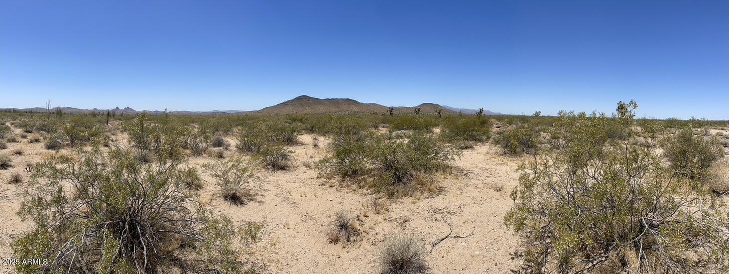 FRONTIER VALLEY - Land