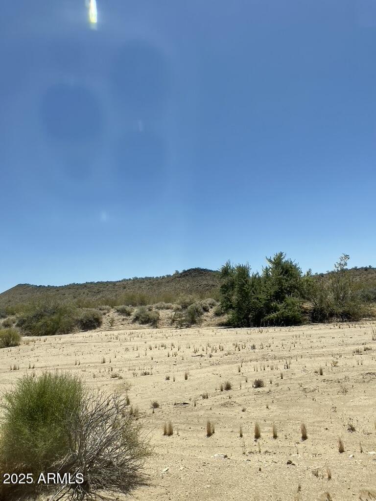 FRONTIER VALLEY - Land