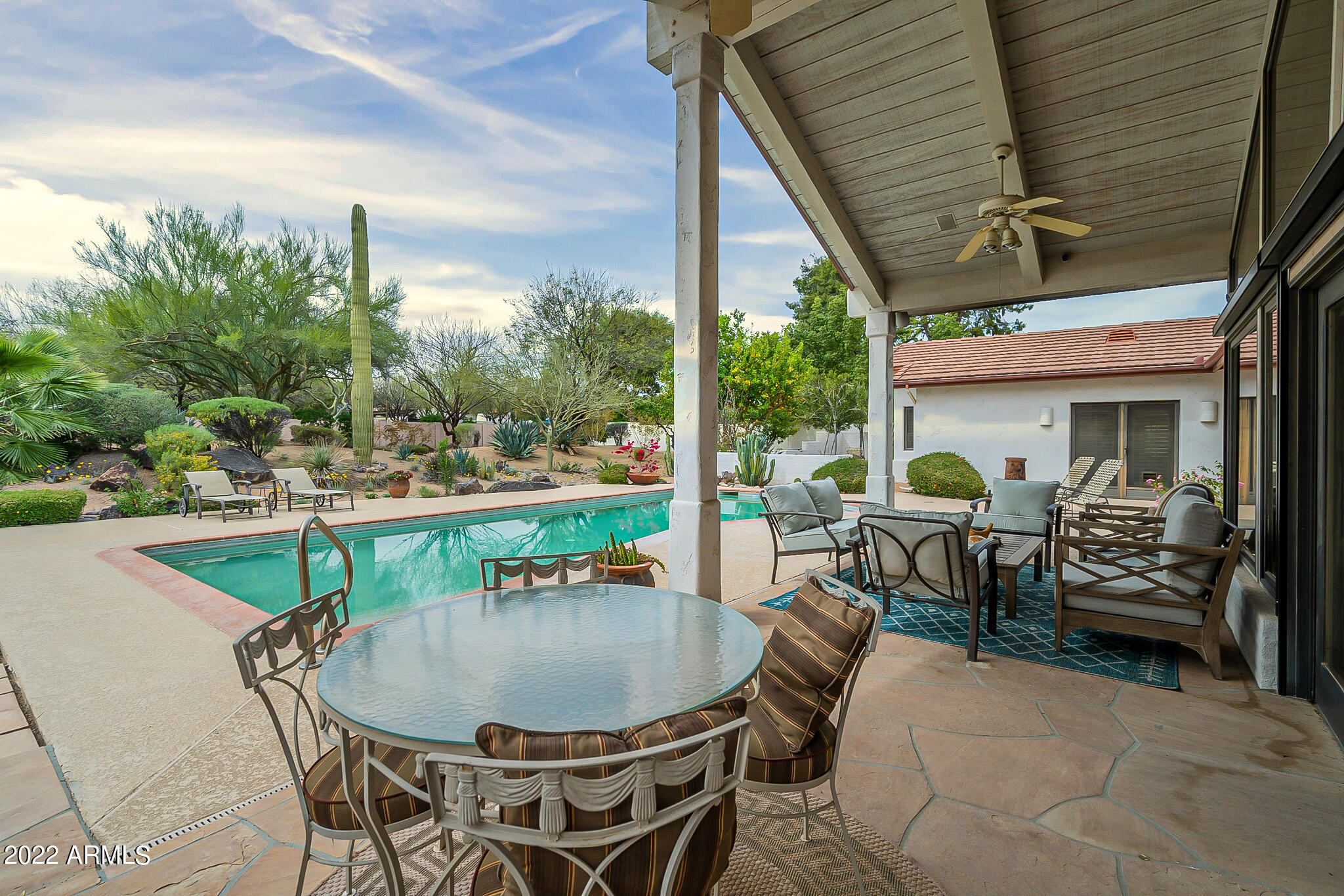CASA BLANCA ESTATES LOT 20-37 & TR A - Residential