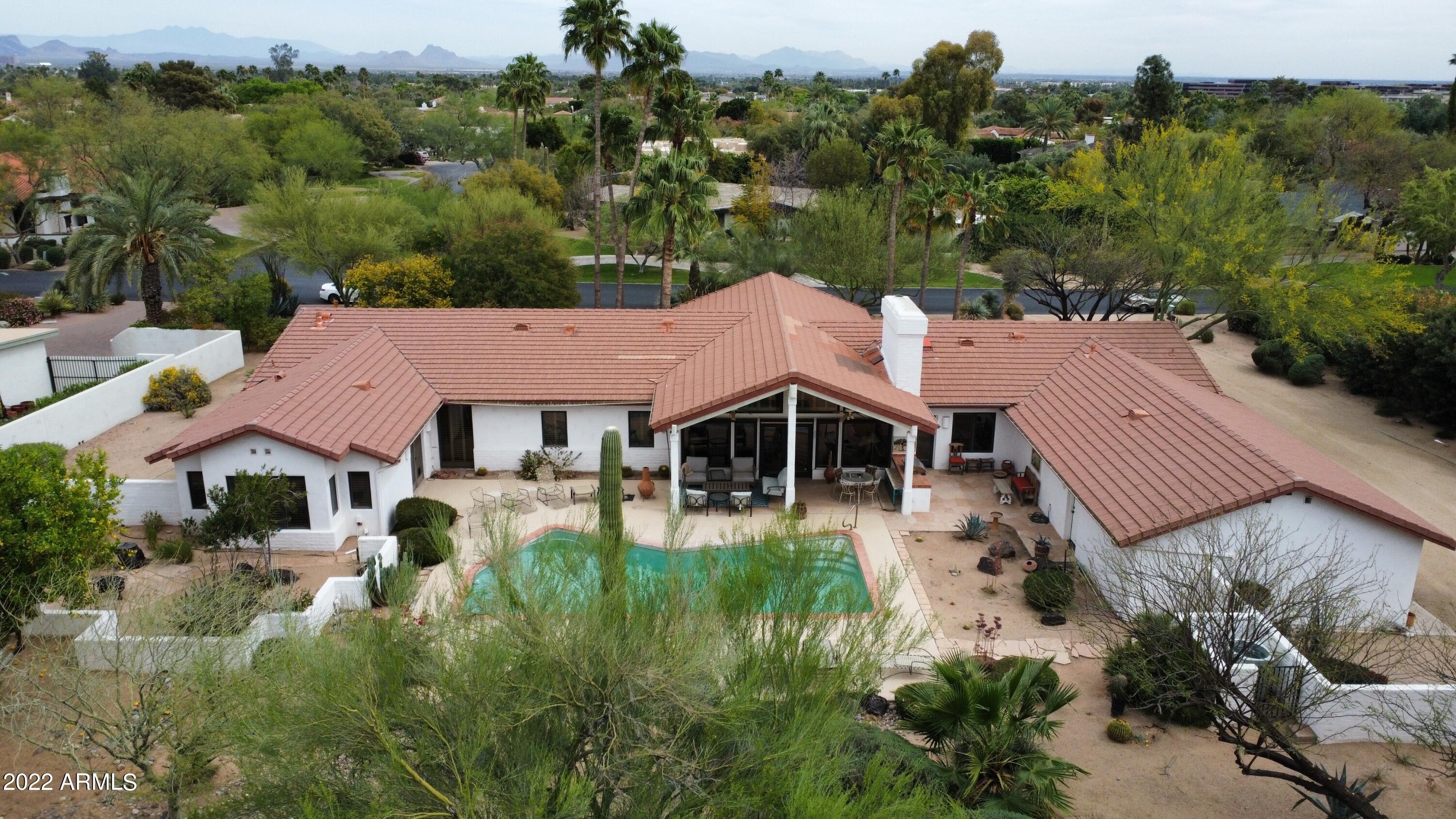 CASA BLANCA ESTATES LOT 20-37 & TR A - Residential
